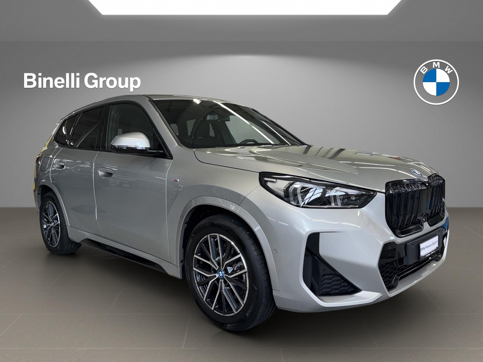 BMW iX1 30 xDrive-image-19