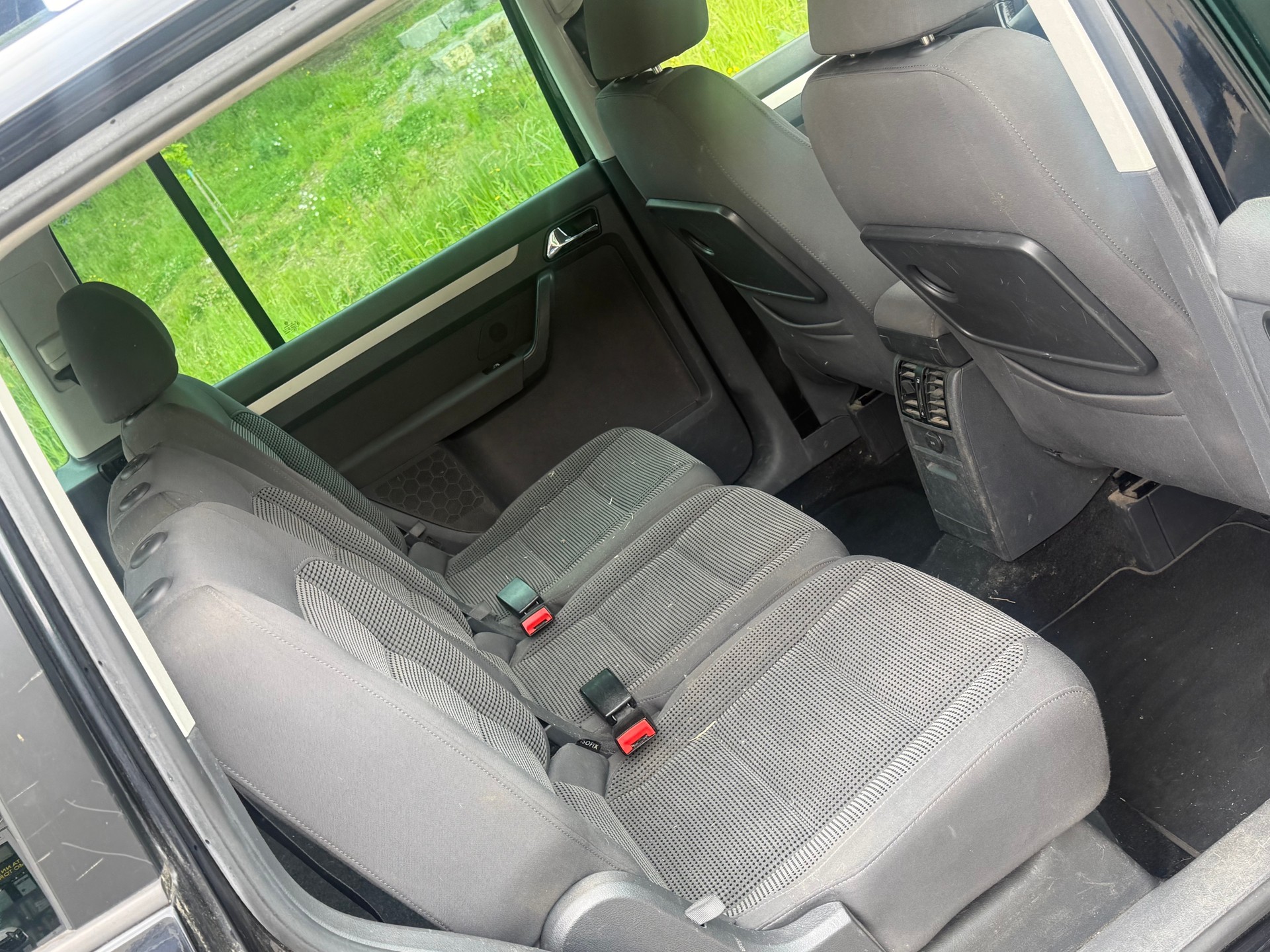 VW Touran 2.0 TDI Trendline Traveller-image-7