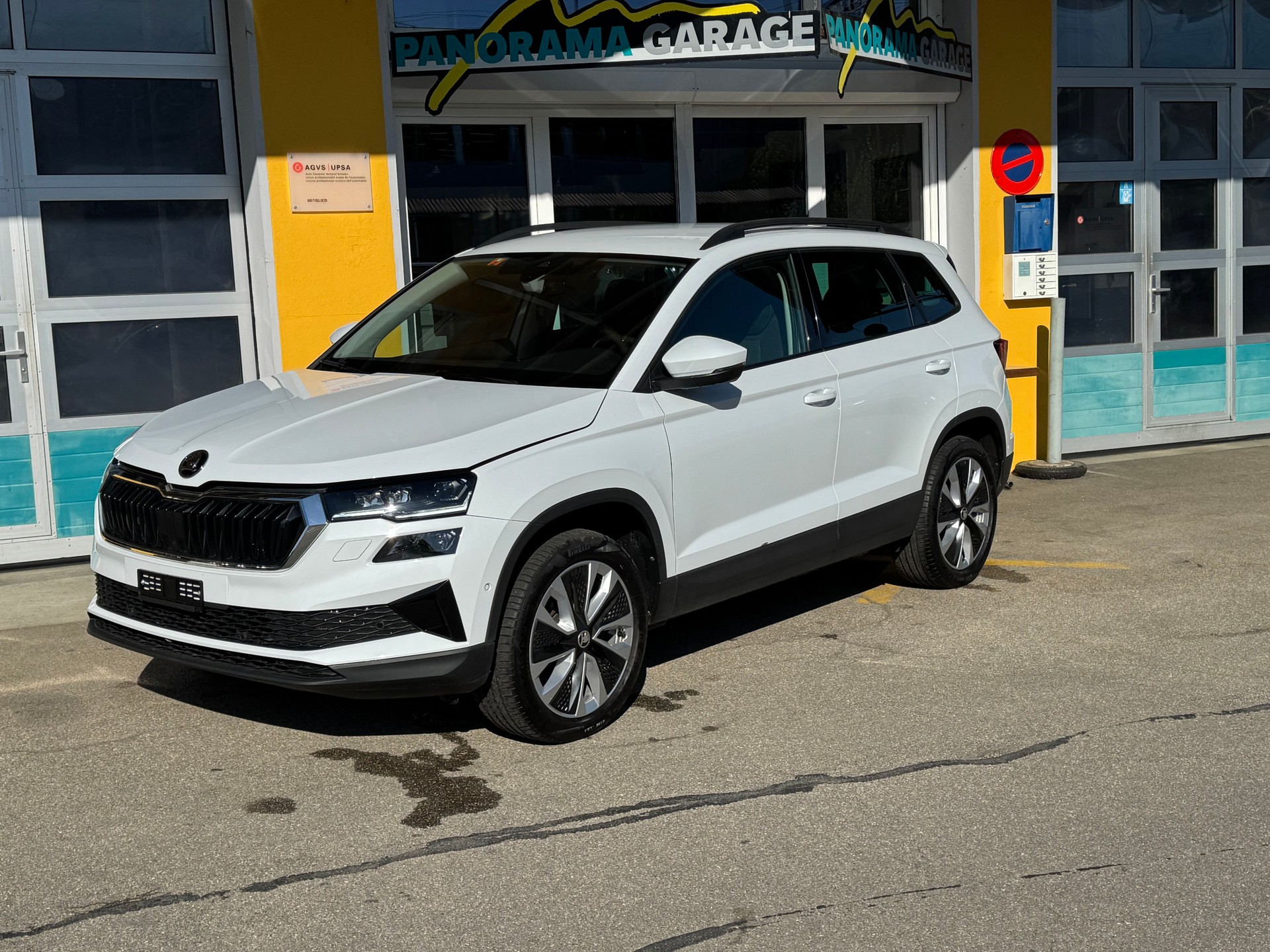 SKODA Karoq 2.0 TDI CR Style 4x4 DSG-image-2