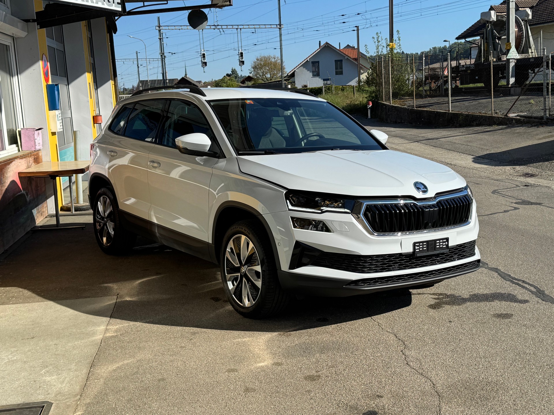 SKODA Karoq 2.0 TDI CR Style 4x4 DSG-image-1