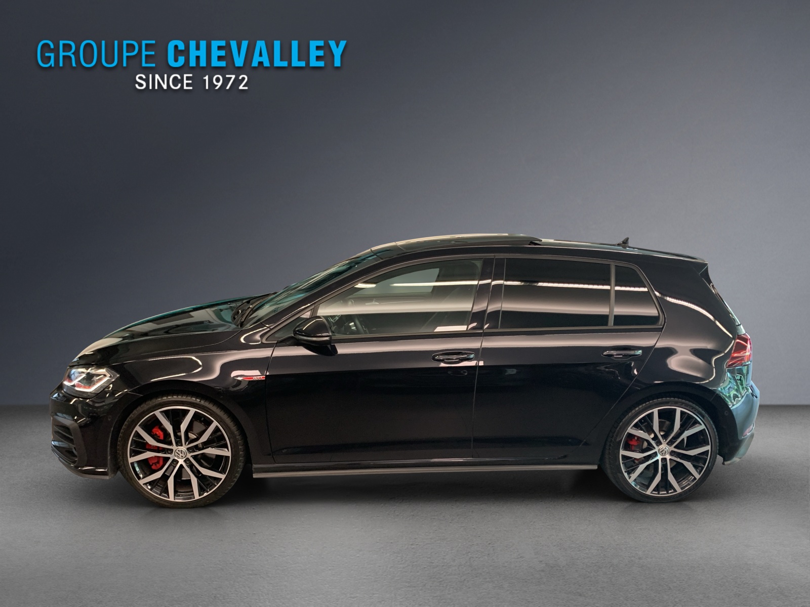 VW Golf 2.0 TSI GTI Perform-showroom-element-3