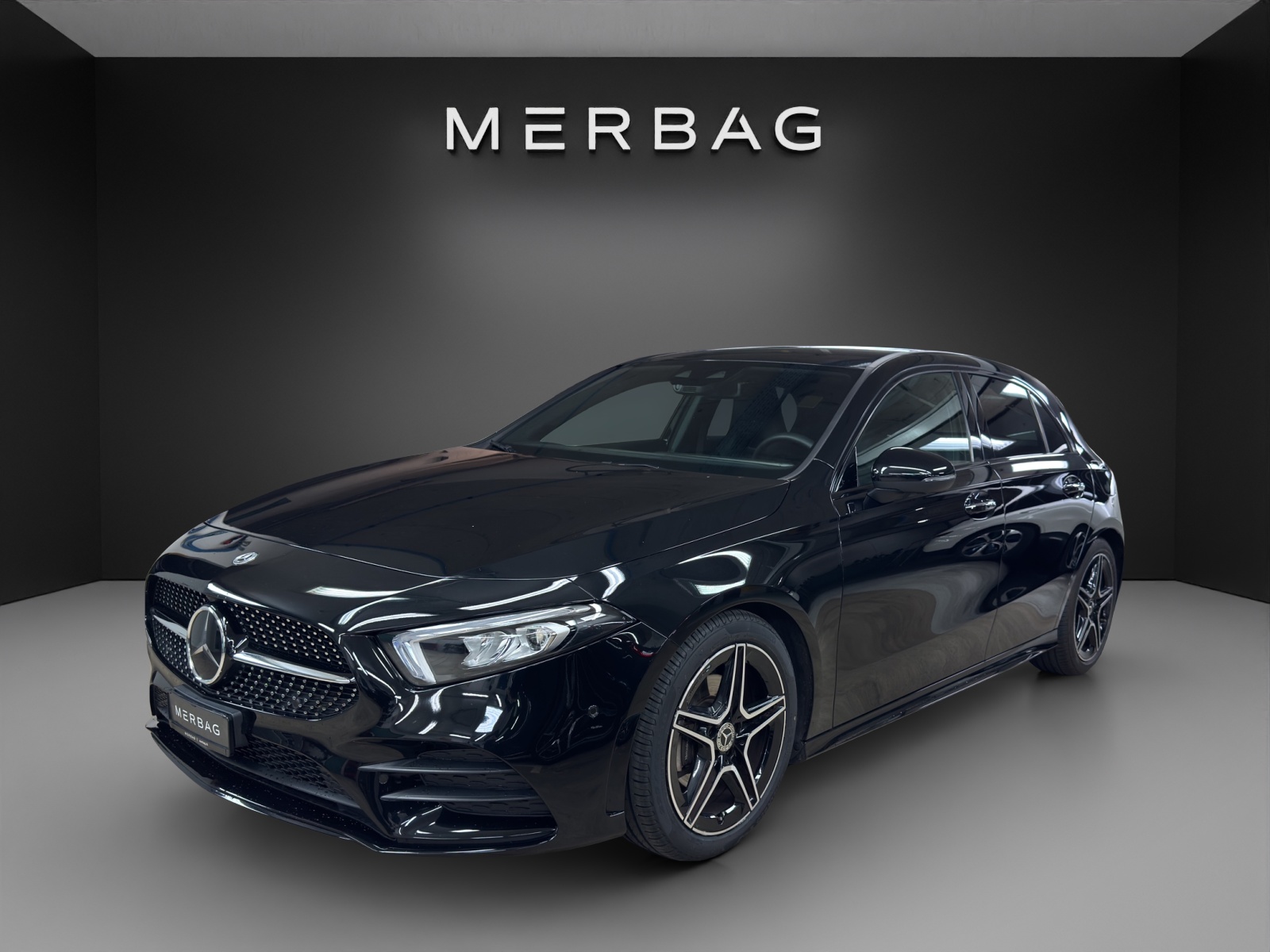 MERCEDES-BENZ A 180 Night Star AMG Line-image-0