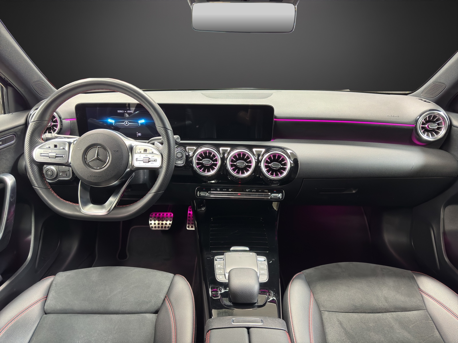 MERCEDES-BENZ A 180 Night Star AMG Line-image-10