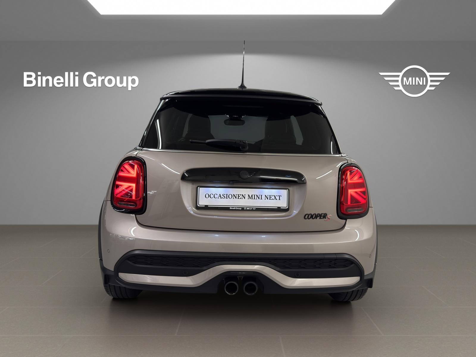MINI Cooper S F56 2.0i-image-3