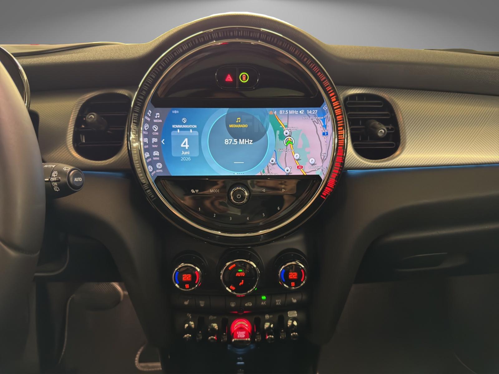 MINI Cooper S F56 2.0i-image-18