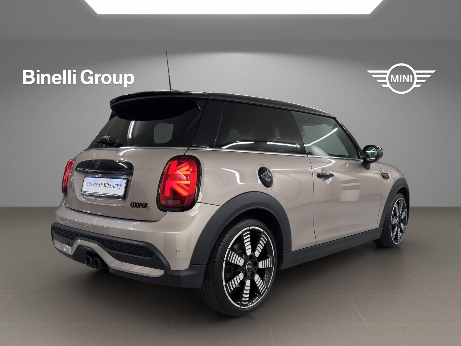 MINI Cooper S F56 2.0i-image-4