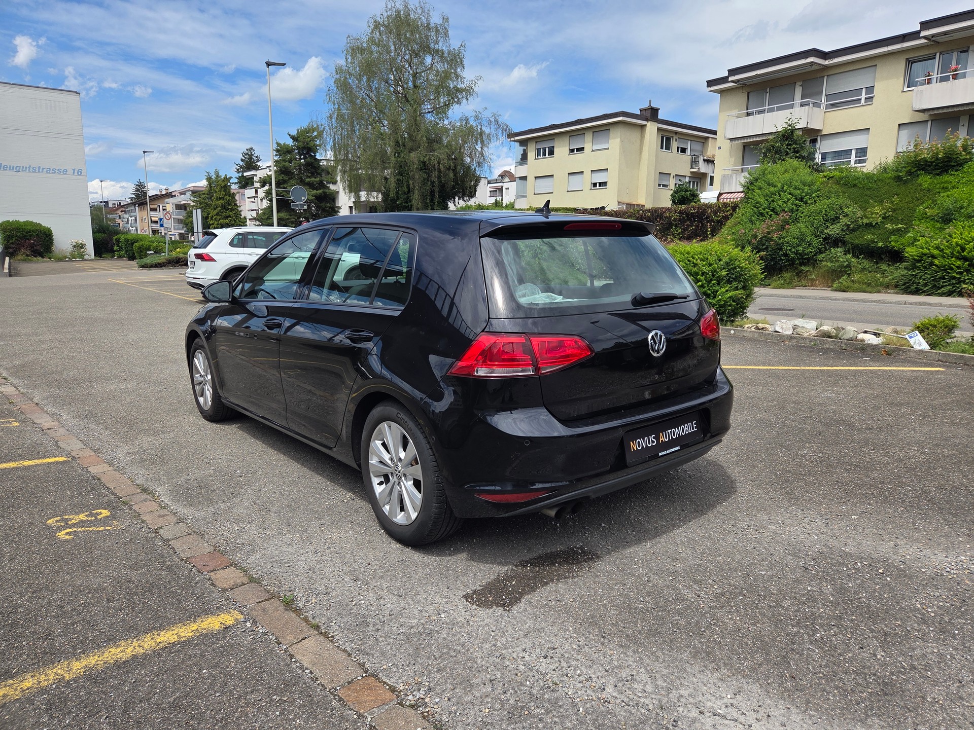 VW Golf 1.4 TSI Comfortline DSG-image-2