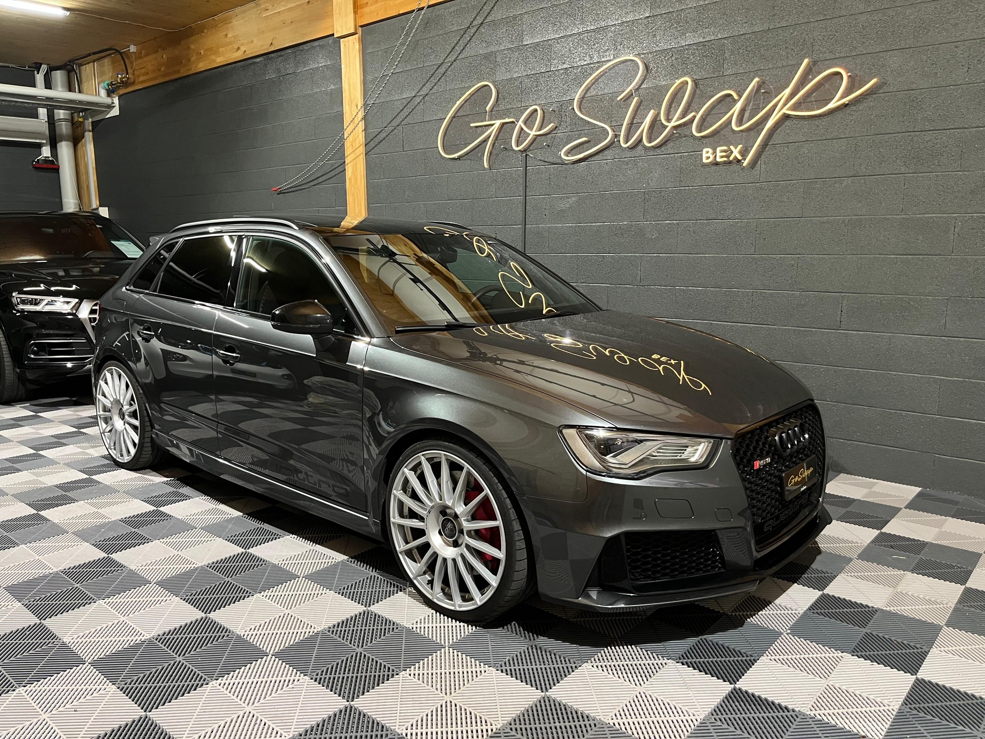 AUDI RS3 2.5 TSI quattro S-tronic