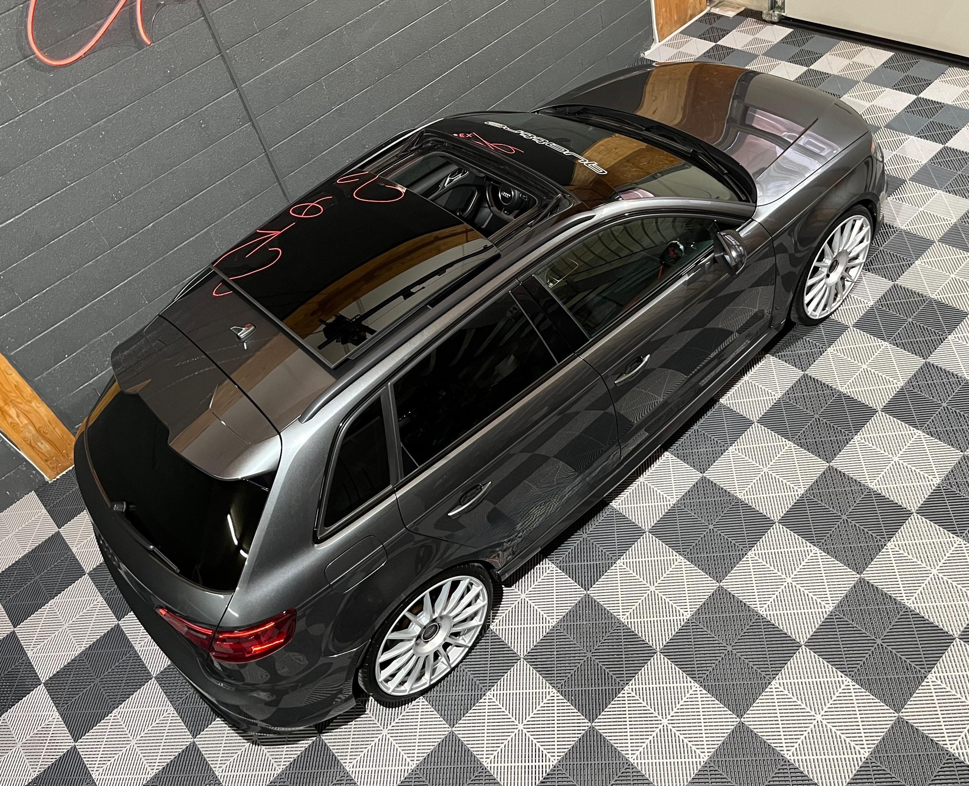 AUDI RS3 2.5 TSI quattro S-tronic-image-4