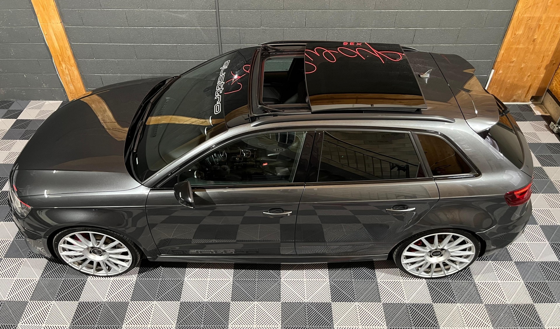 AUDI RS3 2.5 TSI quattro S-tronic-image-8