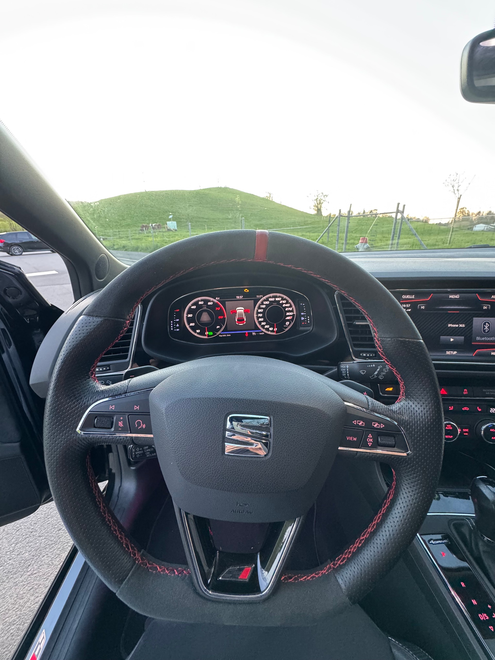 SEAT 2.0 TSI 300 Cupra 4Drive DSG-image-3