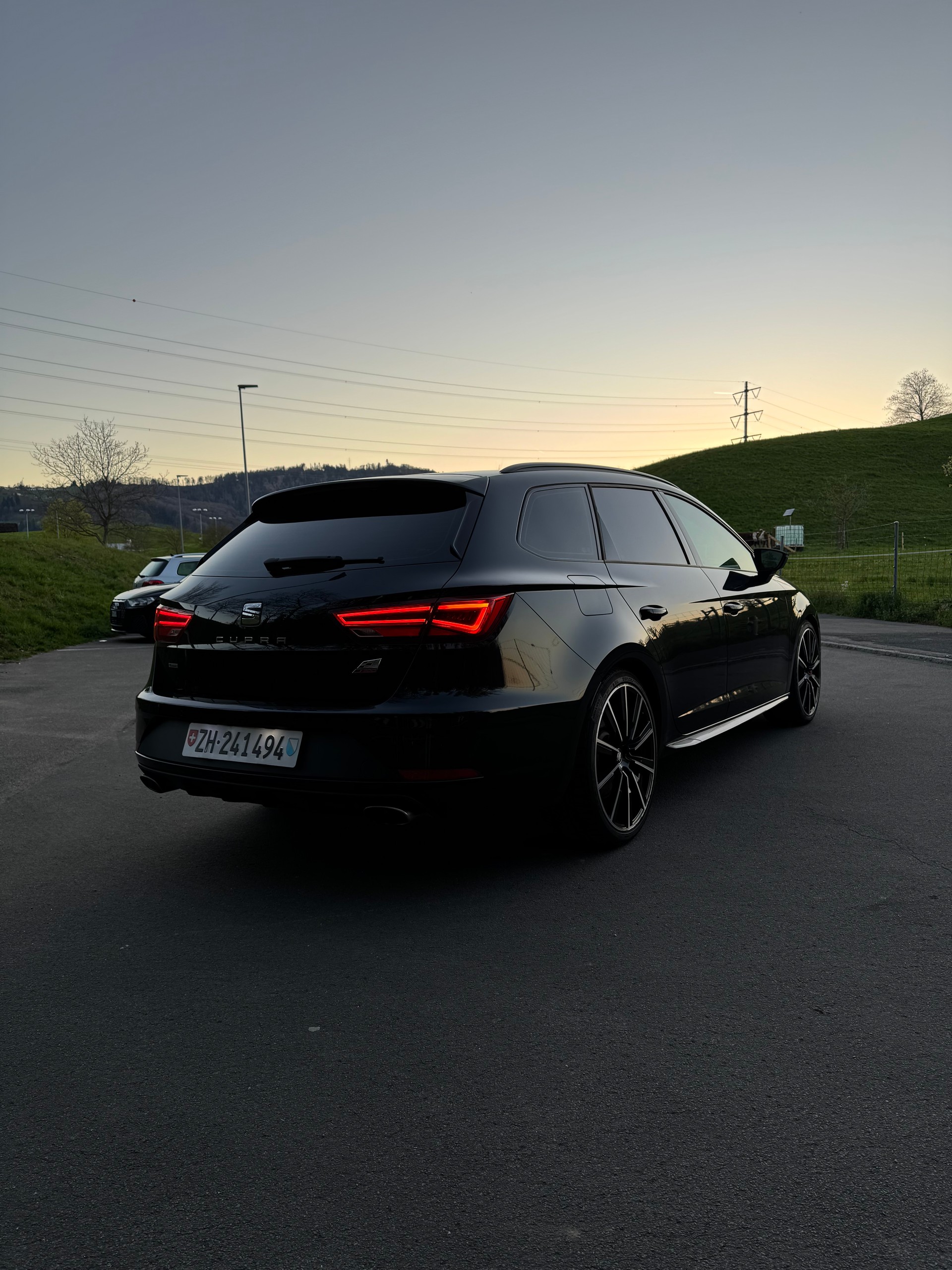 SEAT 2.0 TSI 300 Cupra 4Drive DSG-image-1