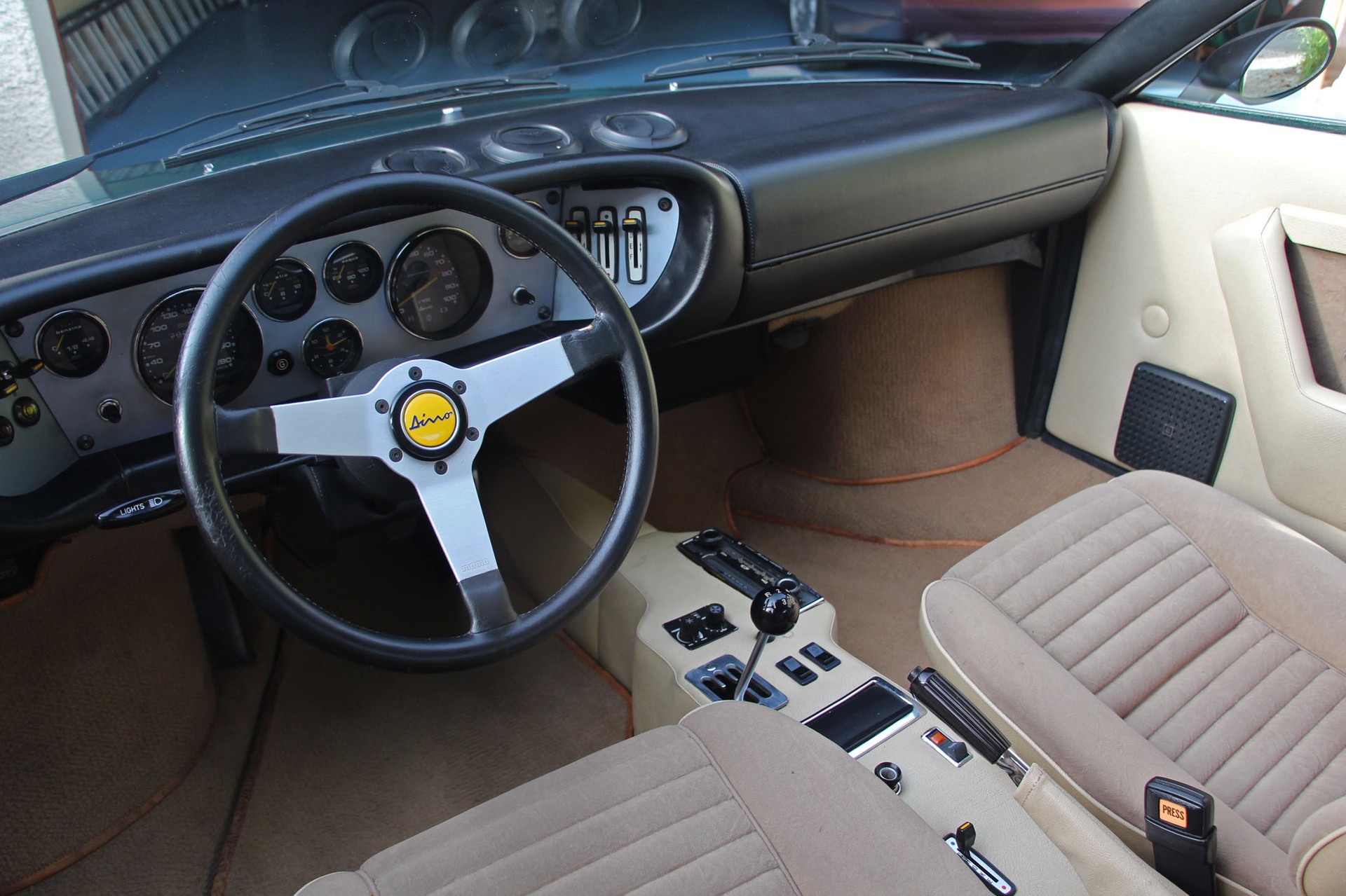 FERRARI Dino 308 GT4-image-6
