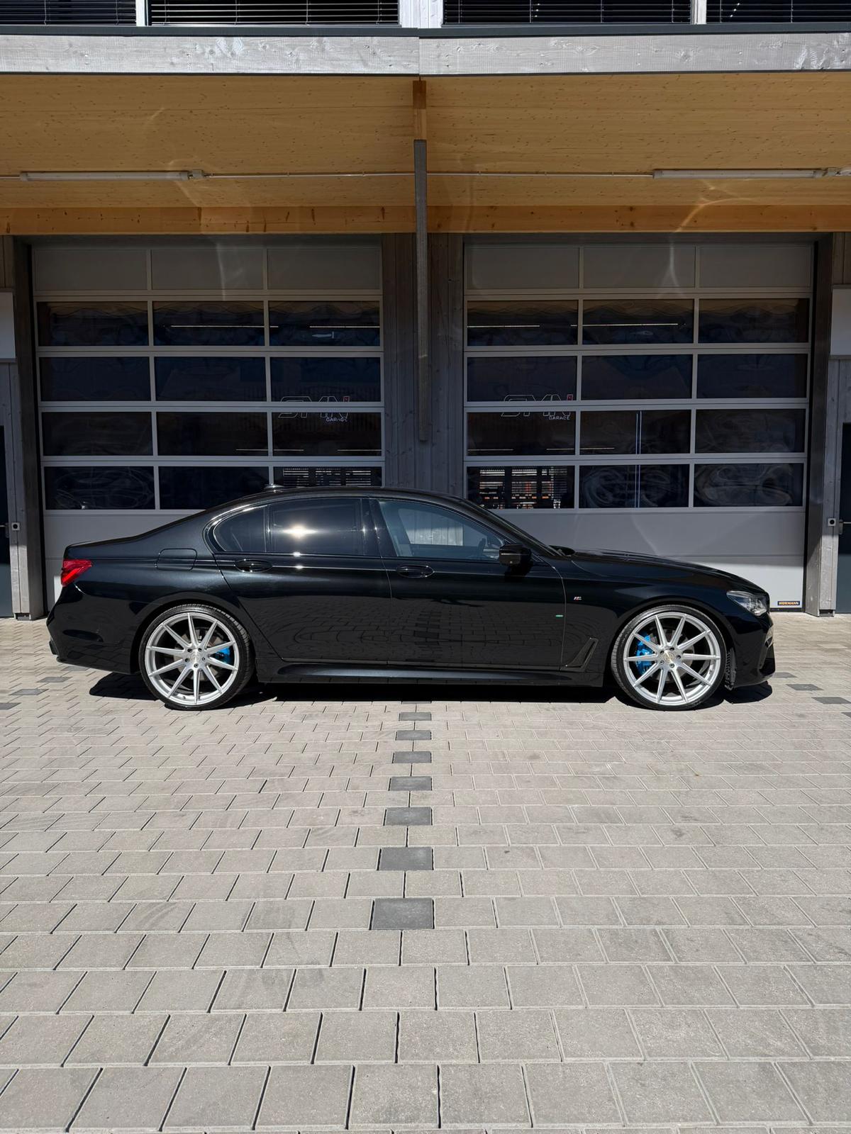 BMW 740d xDrive Steptronic-image-6