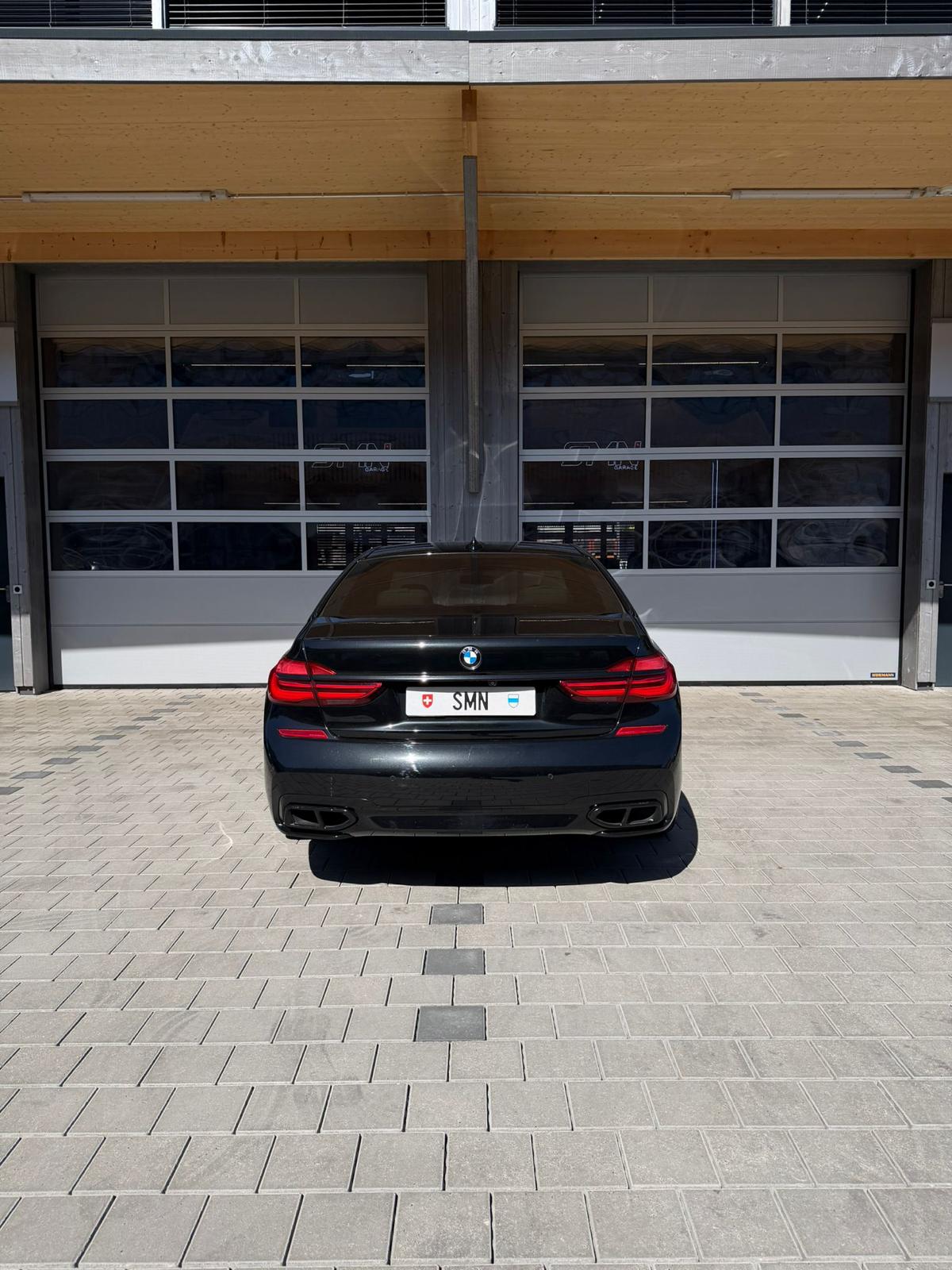 BMW 740d xDrive Steptronic-image-4