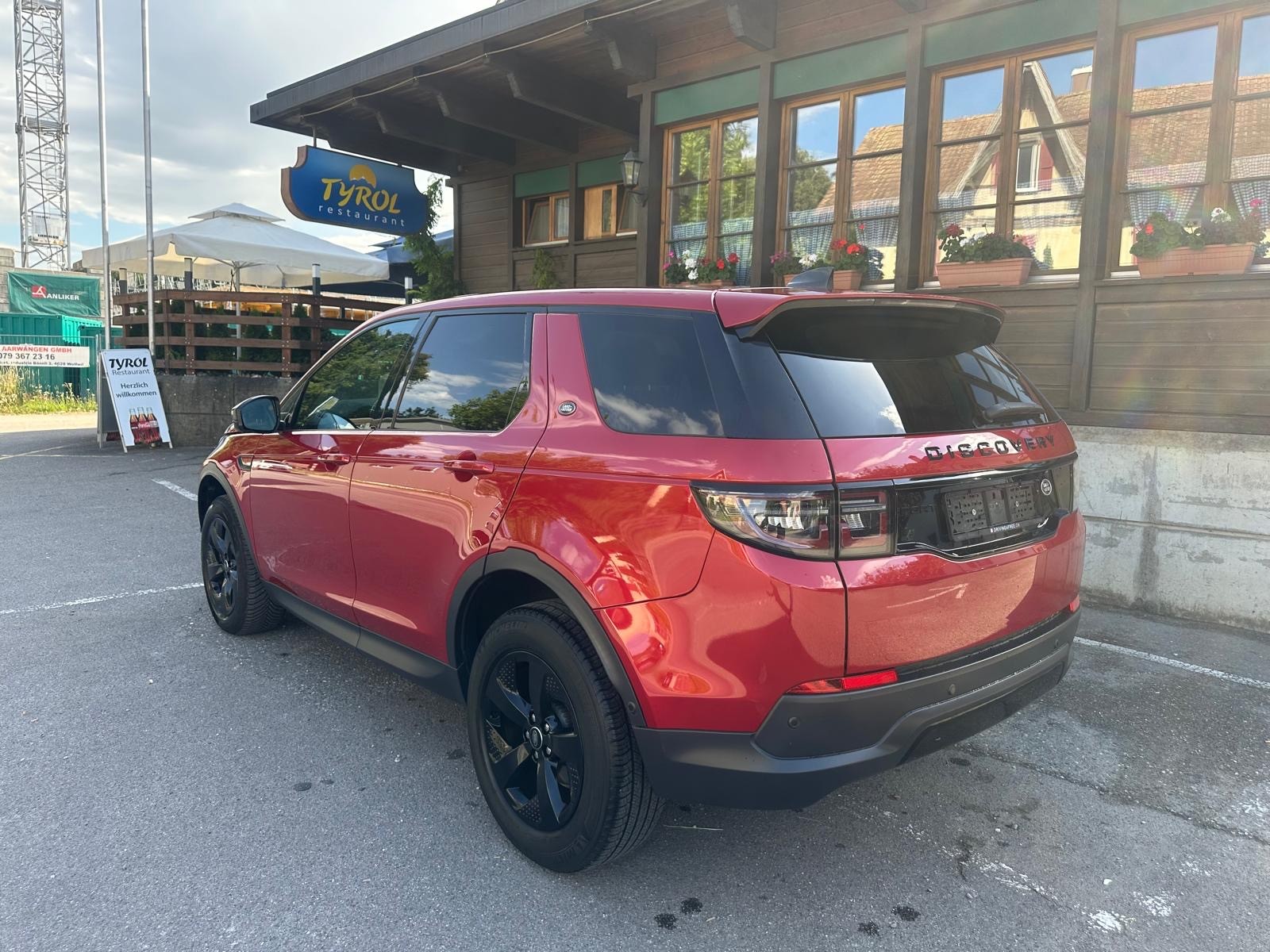 LAND ROVER Discovery Sport P200 2.0 Si4 MHEV HSE AT9-image-2