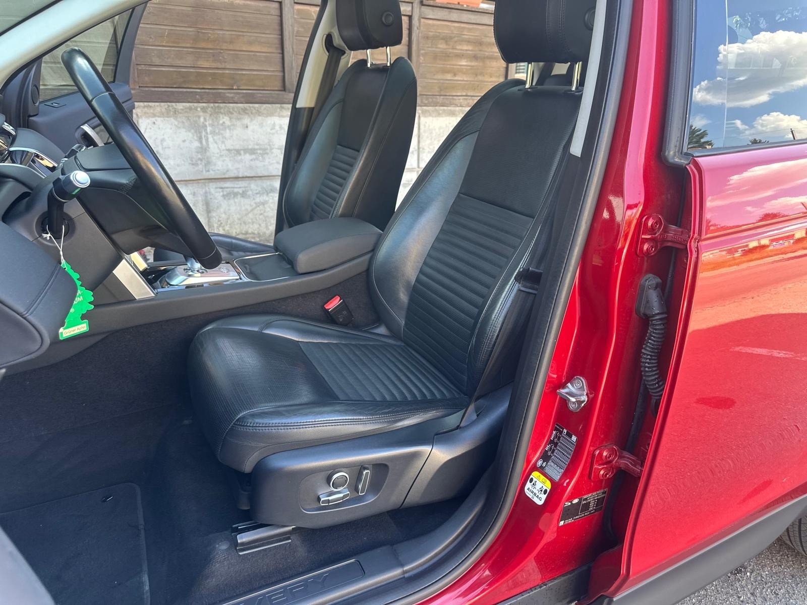LAND ROVER Discovery Sport P200 2.0 Si4 MHEV HSE AT9-image-8