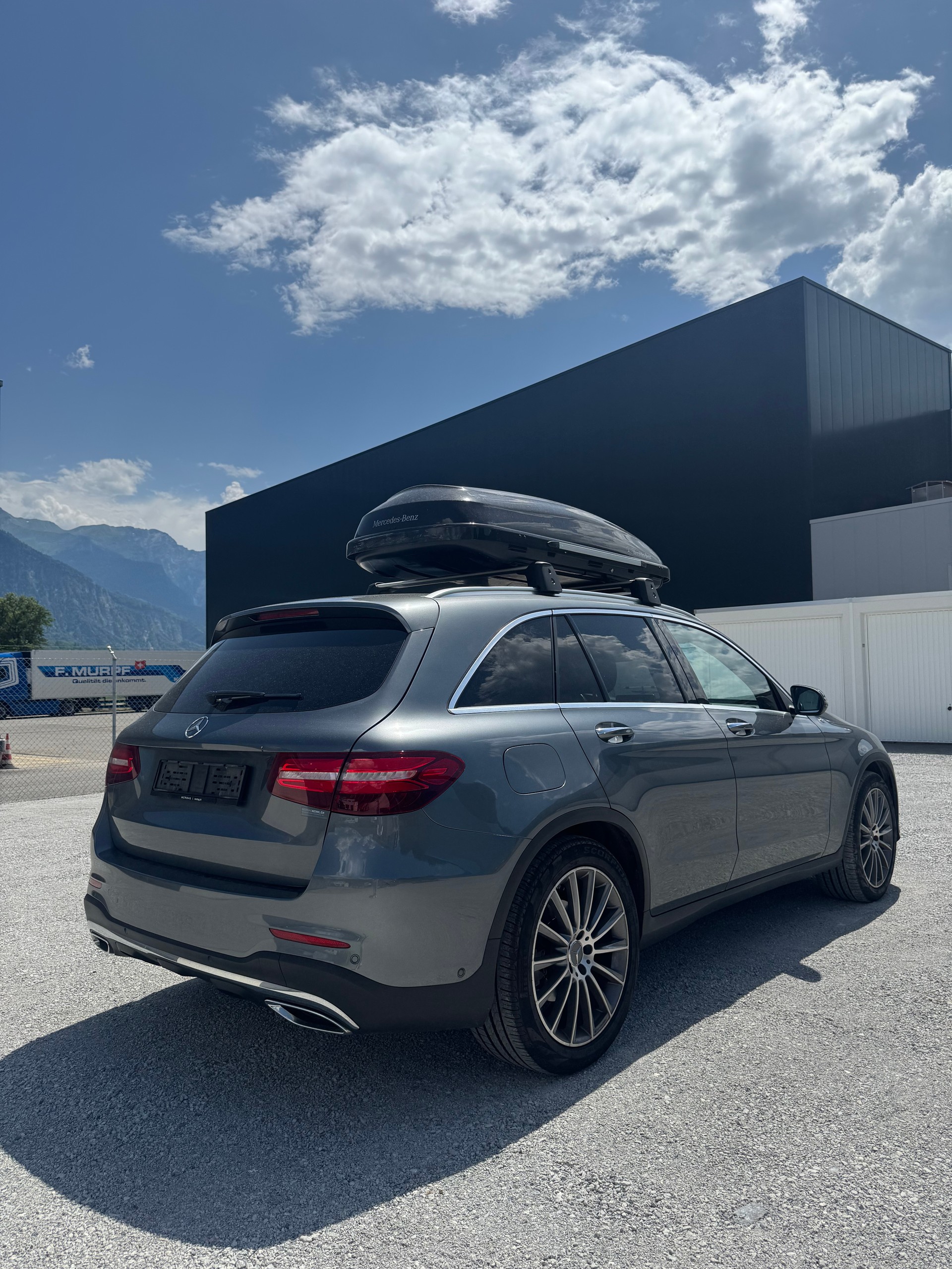 MERCEDES-BENZ GLC 250 d AMG Line 4Matic 9G-Tronic-image-3