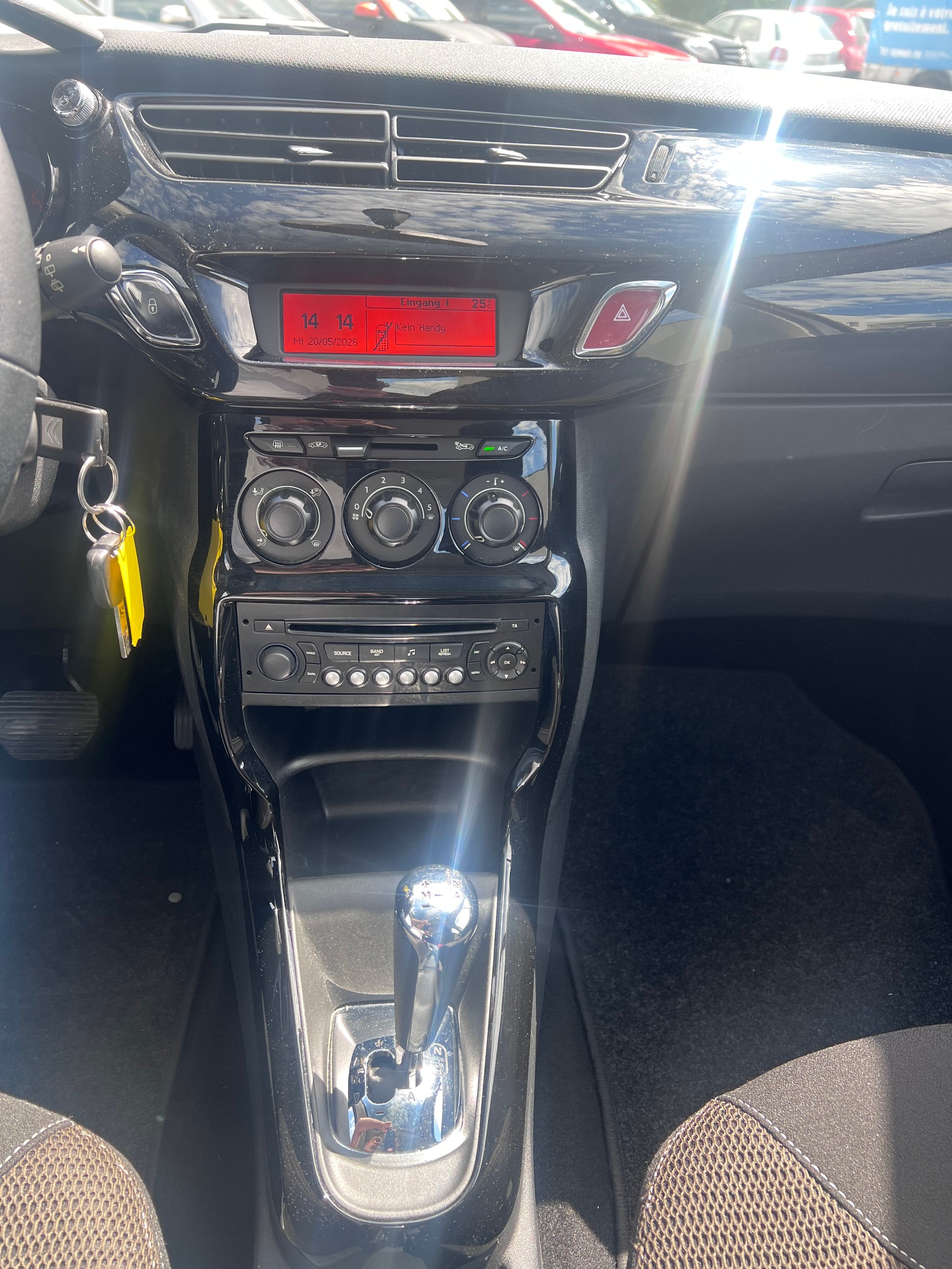 CITROEN C3 1.4i 16V Swiss Style EGS5-image-11