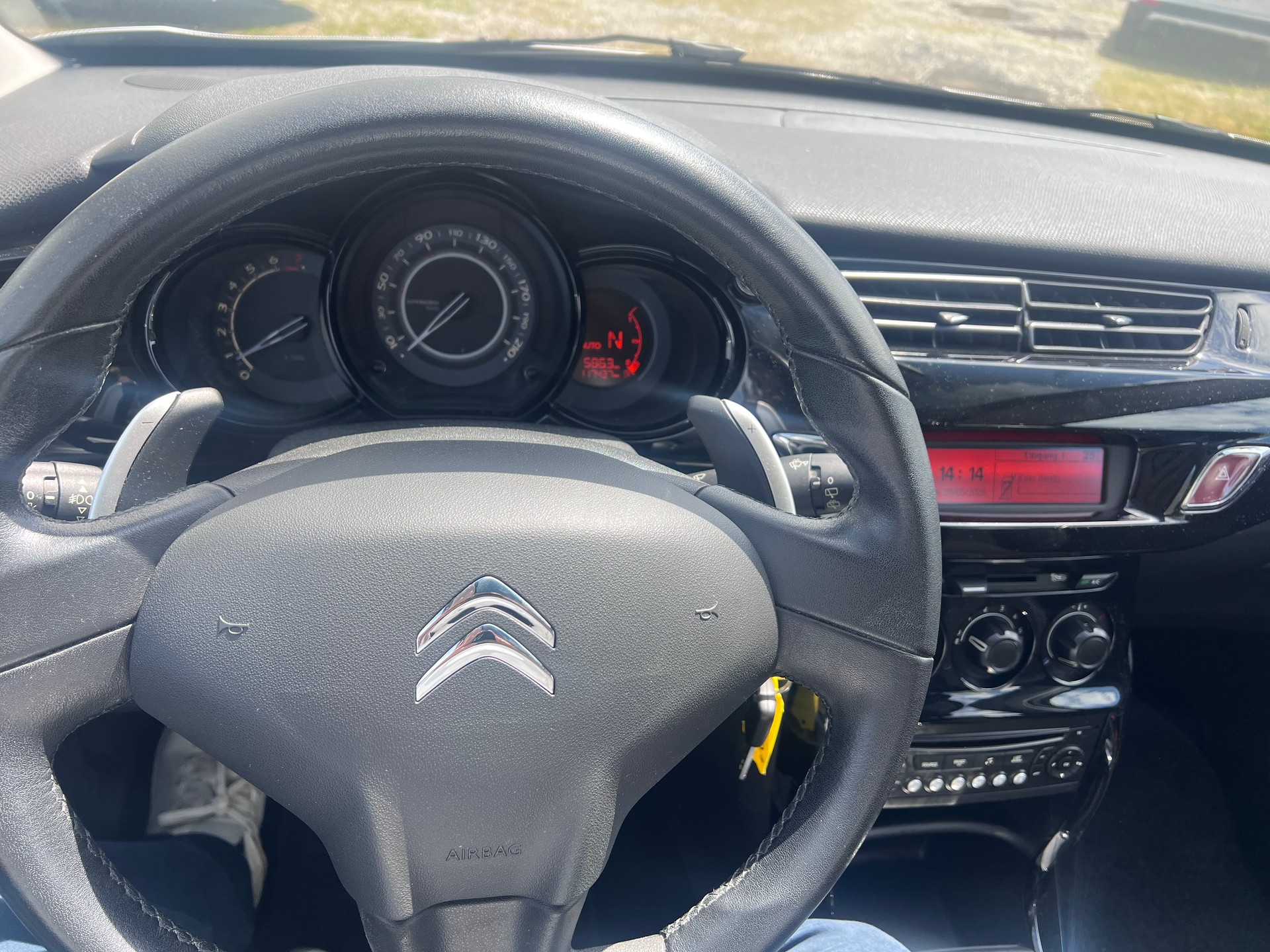 CITROEN C3 1.4i 16V Swiss Style EGS5-image-13