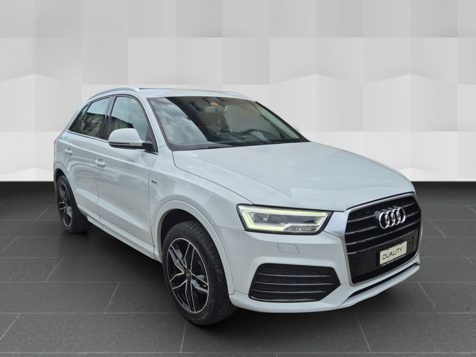 AUDI Q3 1.4 TFSI design S-tronic-image-2