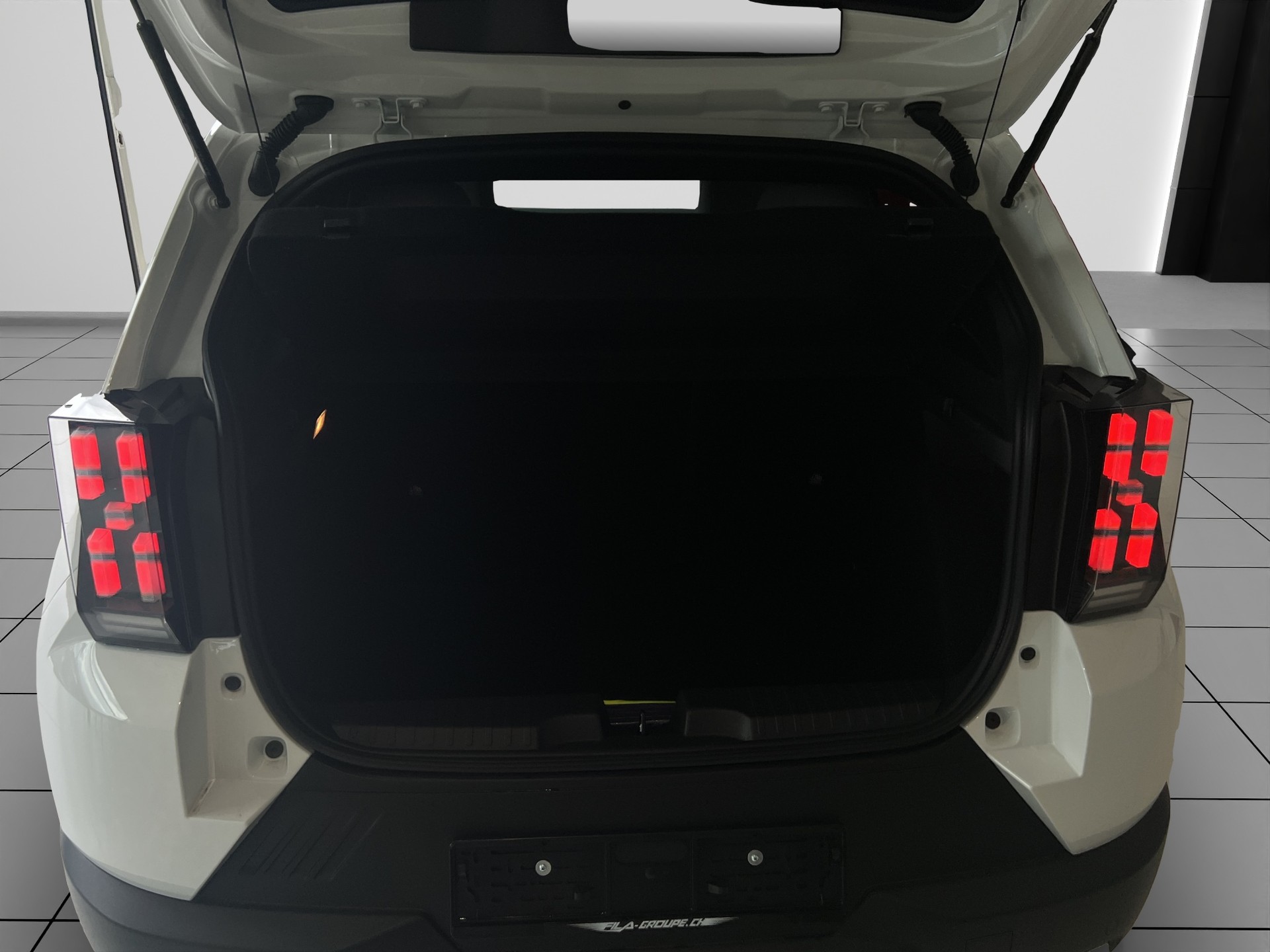 FIAT Grande Panda MHEV La Prima-image-13