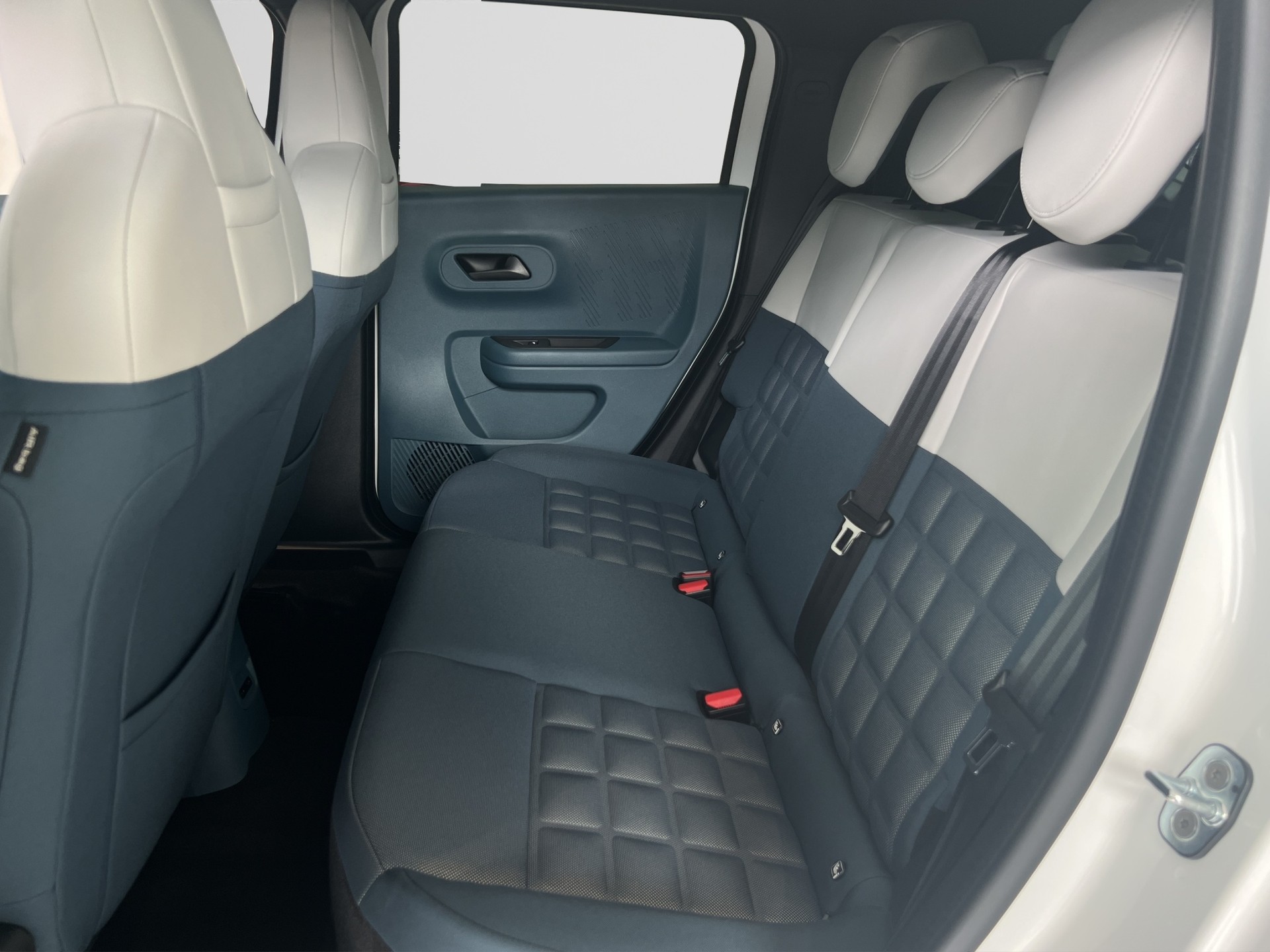 FIAT Grande Panda MHEV La Prima-image-12