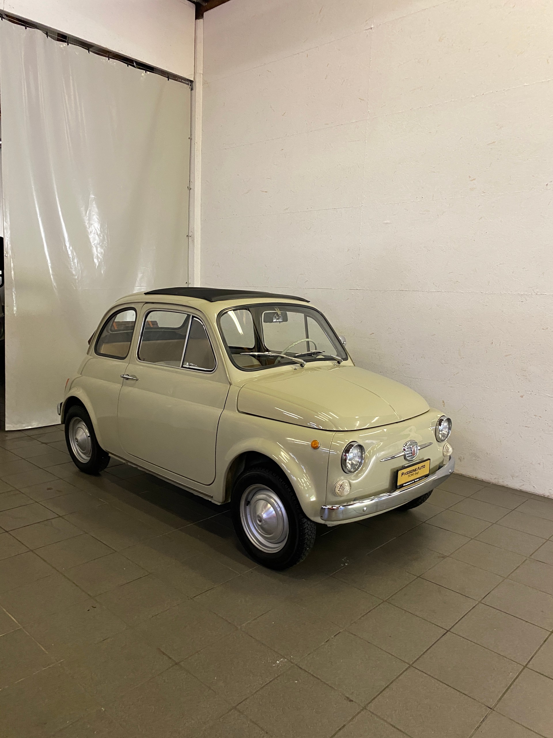FIAT 500 F-image-1