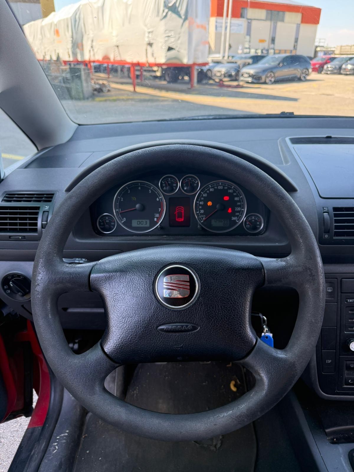 SEAT Alhambra 1.8 T Reference-image-9