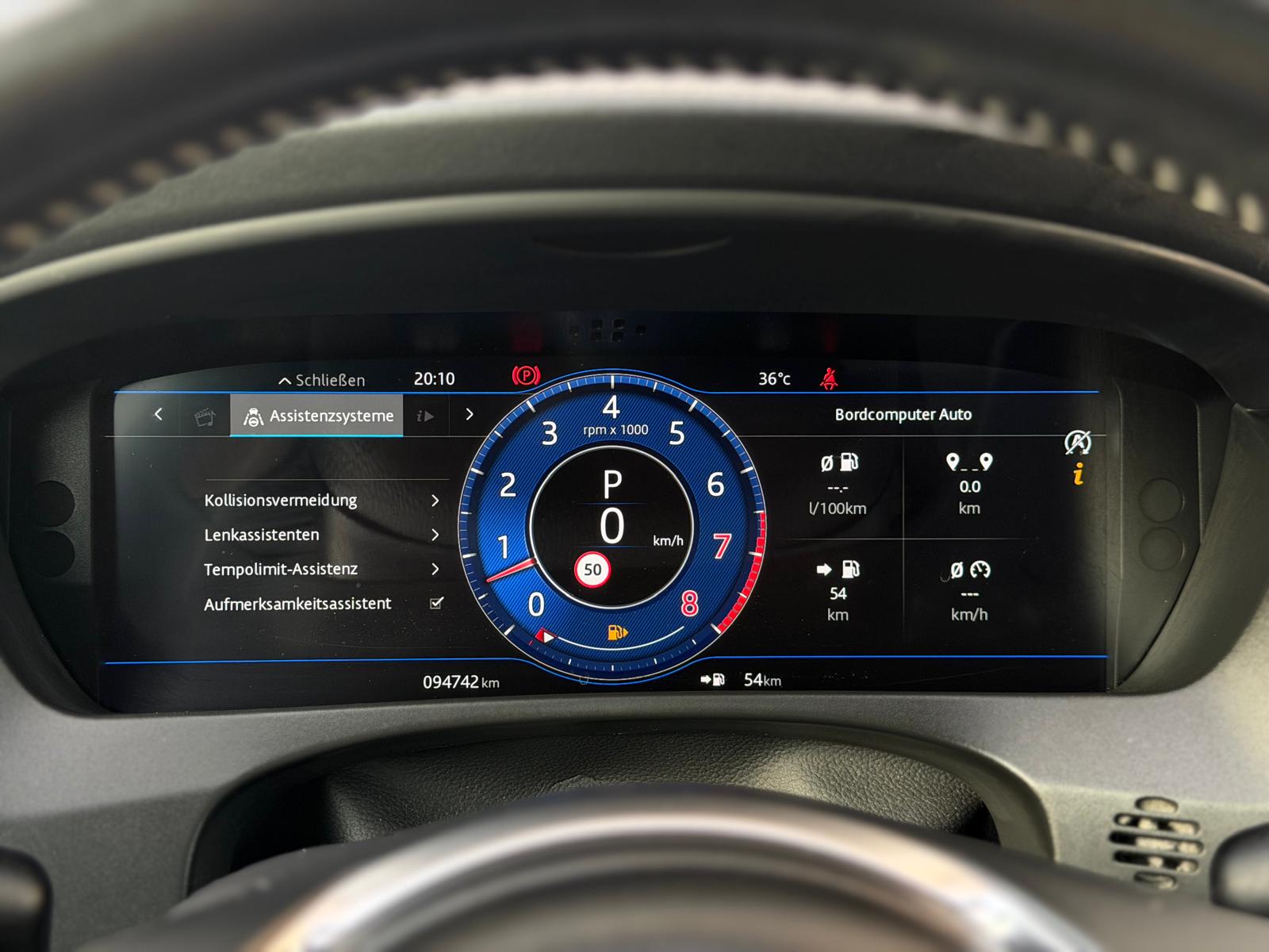 JAGUAR F-Pace 5.0 V8 SVR AWD Automatik-image-18