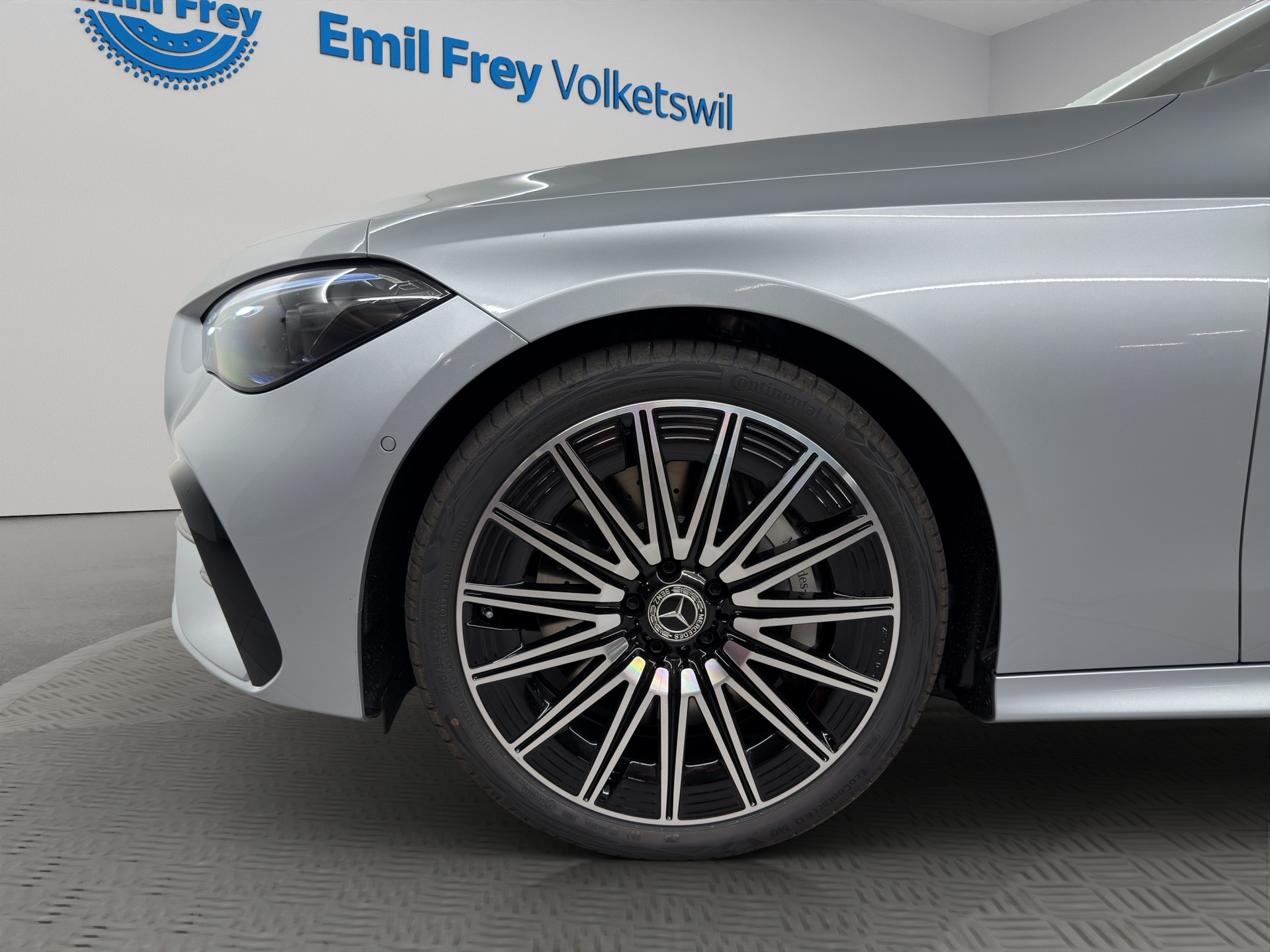 MERCEDES-BENZ CLE 450 AMG Line 4matic Cabriolet-image-6