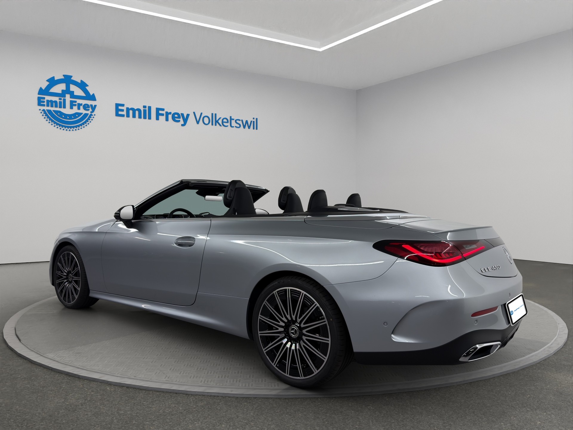 MERCEDES-BENZ CLE 450 AMG Line 4matic Cabriolet-image-15