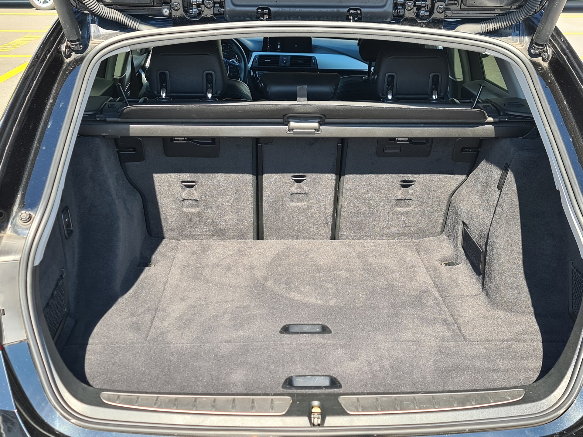 BMW 320d xDrive Touring Edition Sport Line Steptronic-image-14