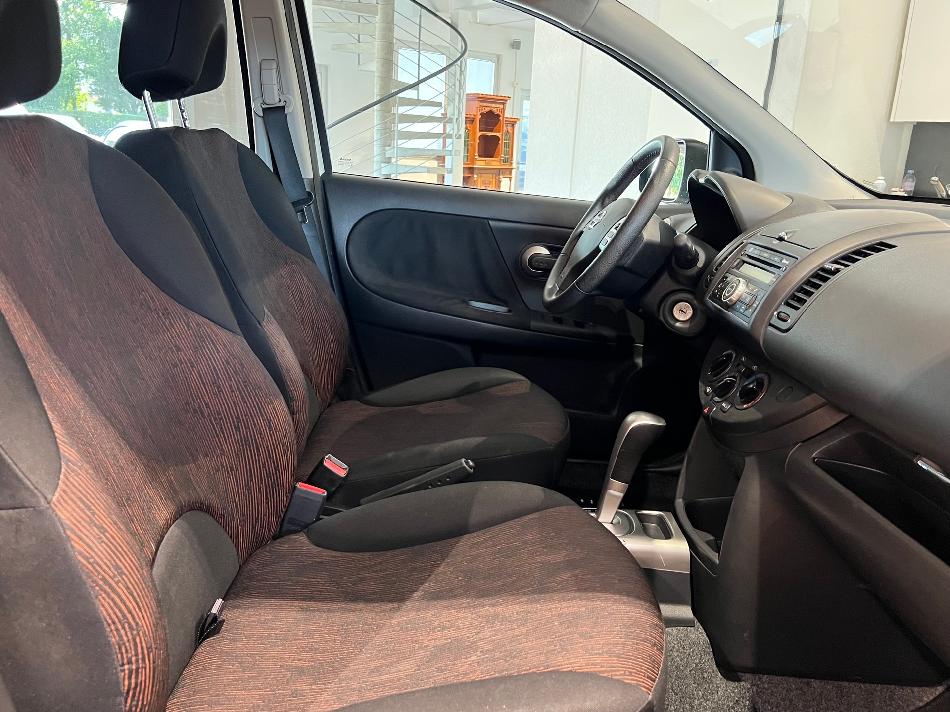 NISSAN Note 1.6 tekna Automatic-image-5
