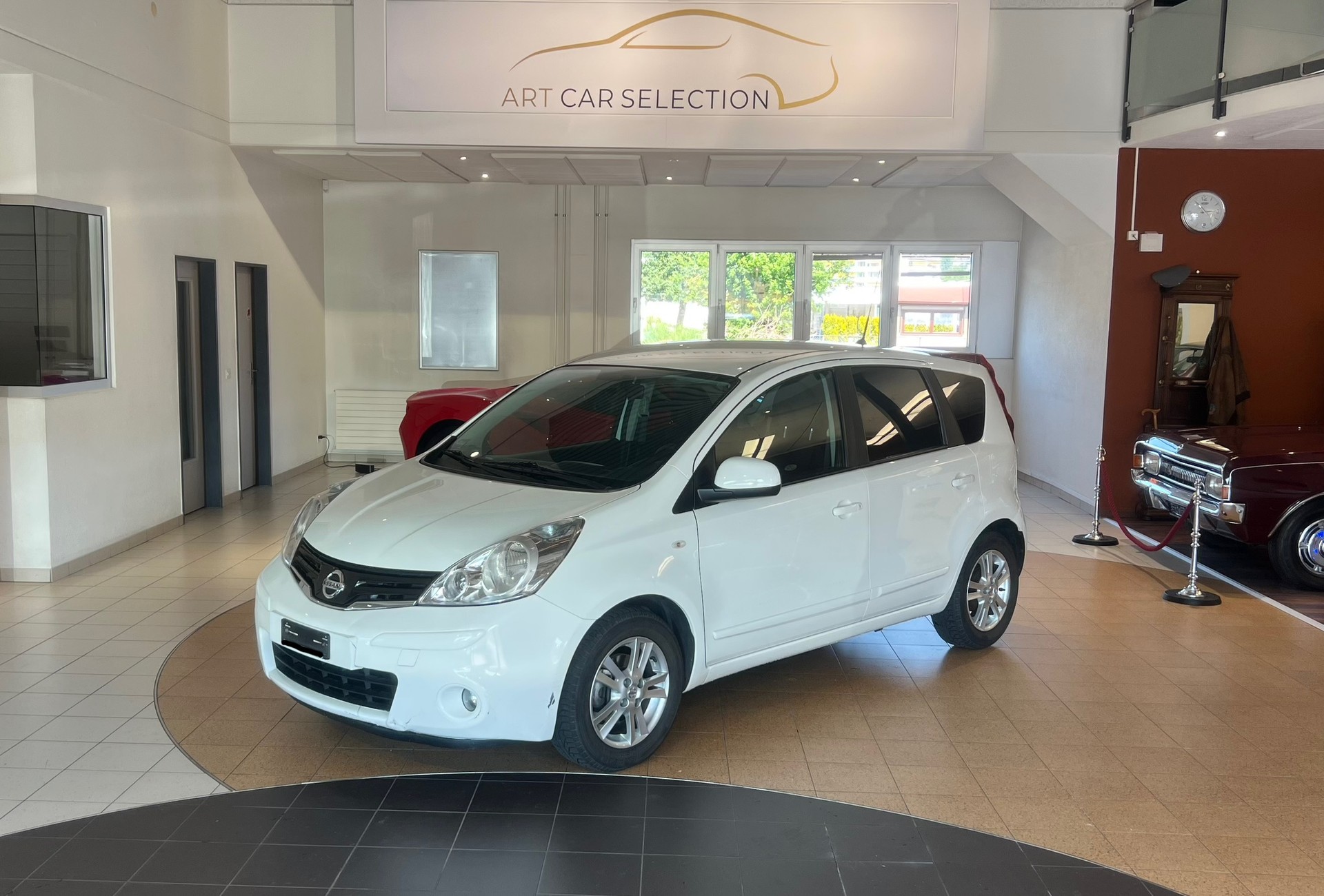 NISSAN Note 1.6 tekna Automatic-image-0