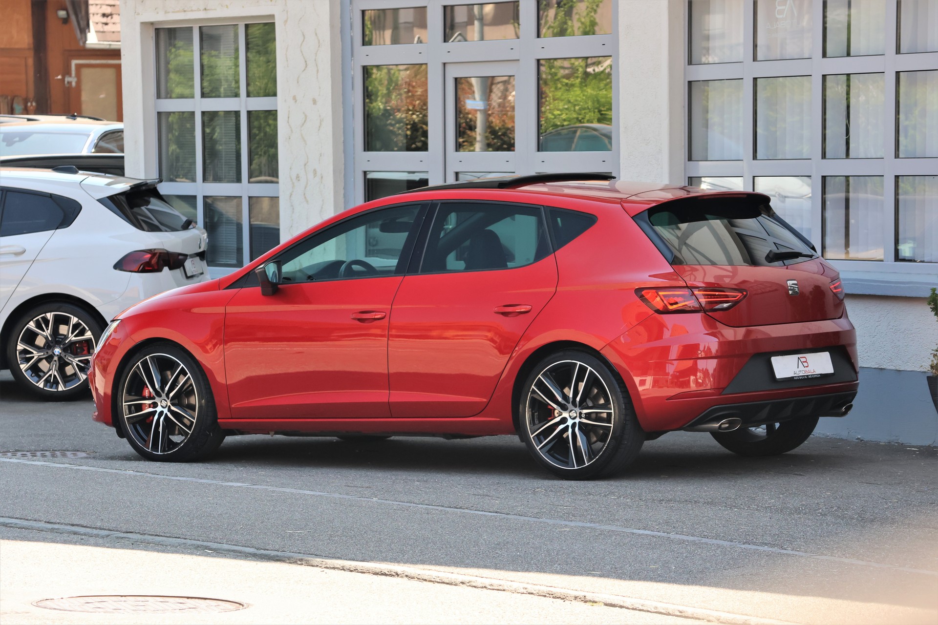 SEAT Leon 2.0 TSI SWISS Cupra 290 DSG (CH)-image-4
