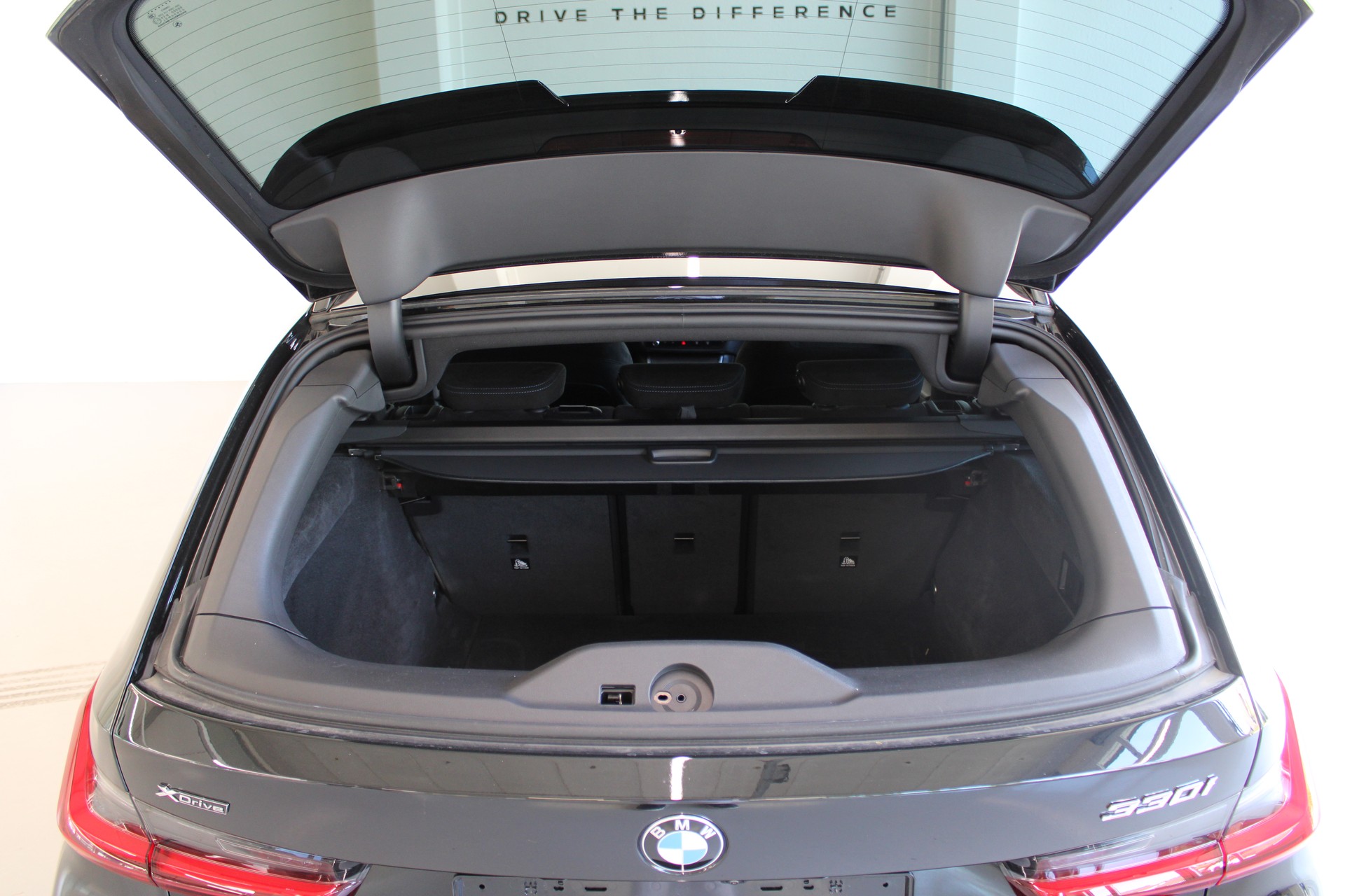 BMW 330i xDrive Steptronic M Sport-image-21