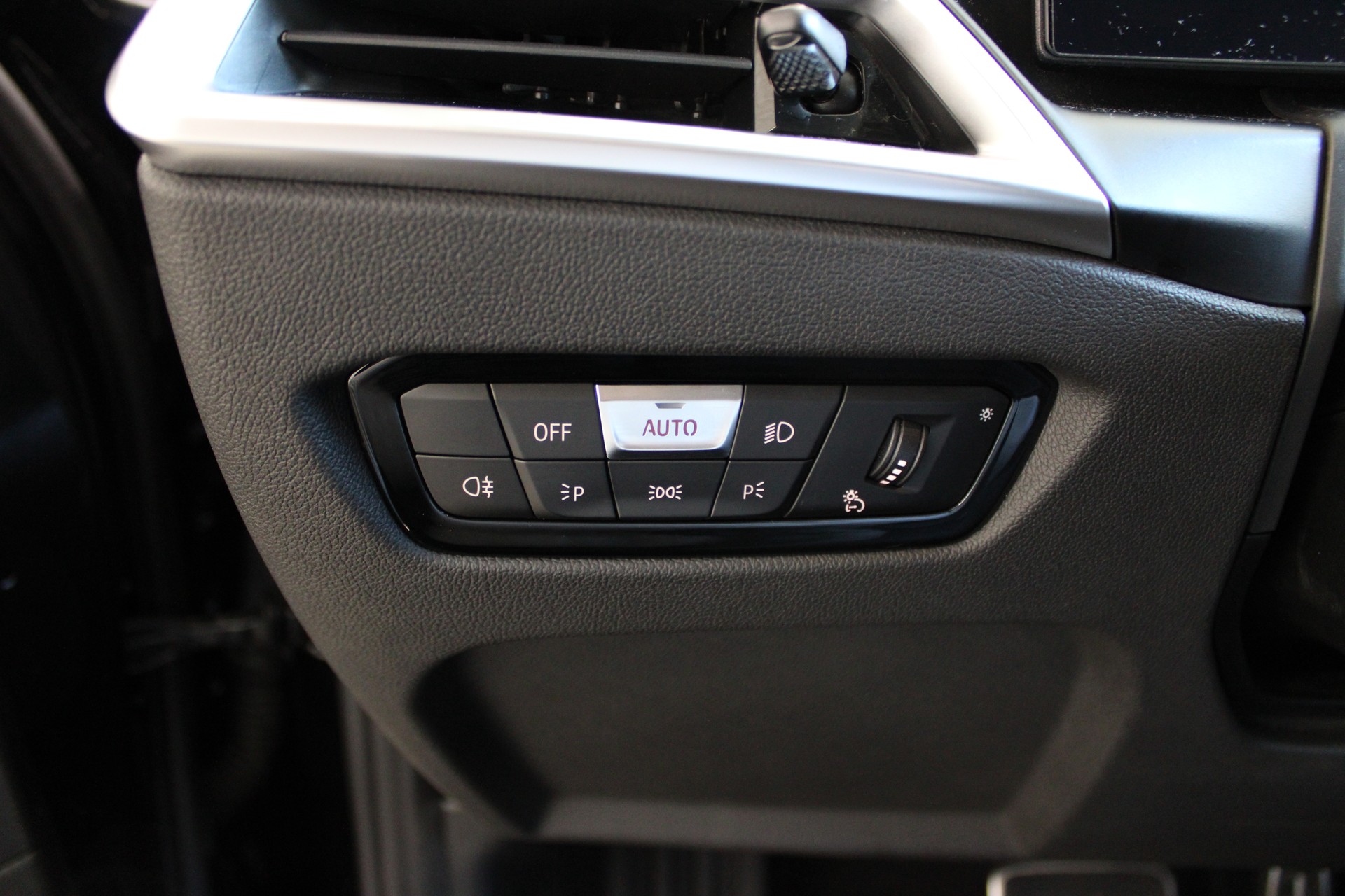 BMW 330i xDrive Steptronic M Sport-image-20