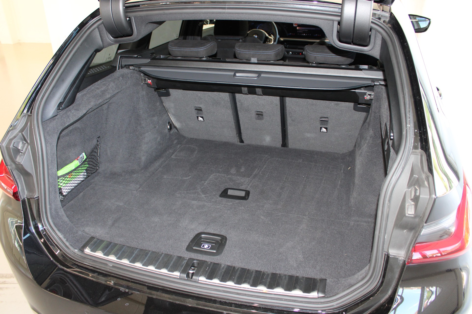 BMW 330i xDrive Steptronic M Sport-image-22