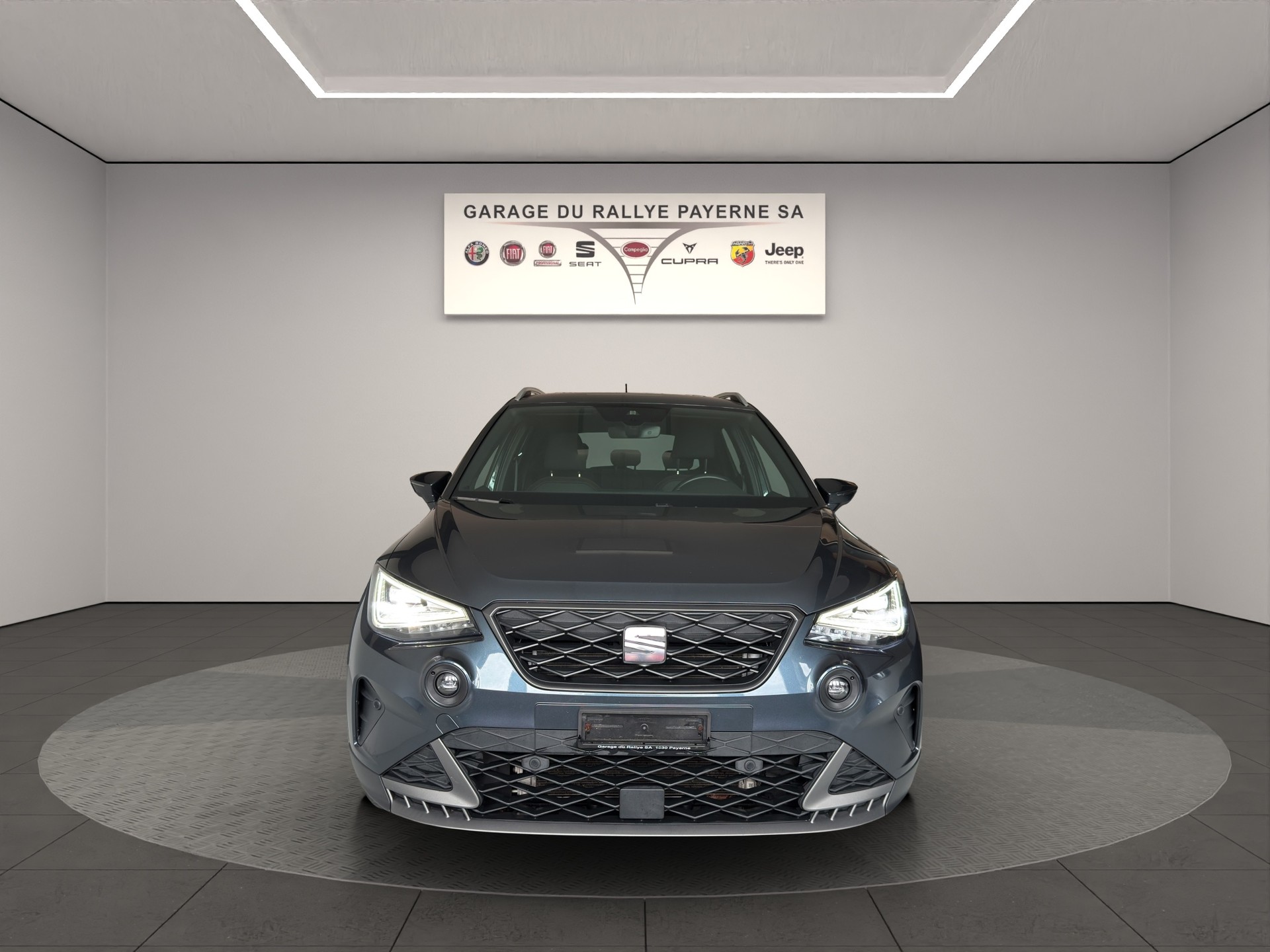 SEAT Arona 1.5 Eco TSI Hola FR DSG-image-0