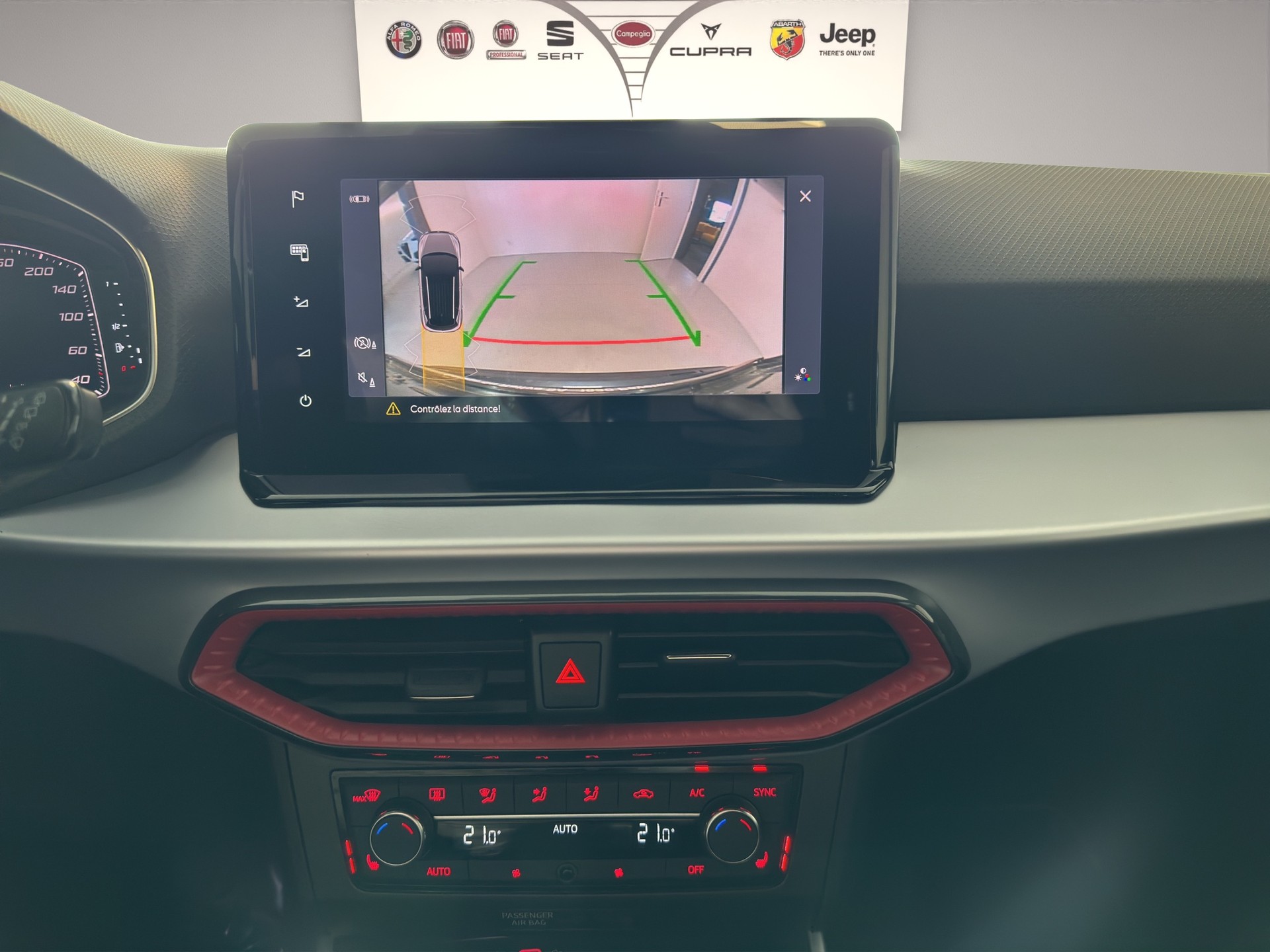SEAT Arona 1.5 Eco TSI Hola FR DSG-image-11