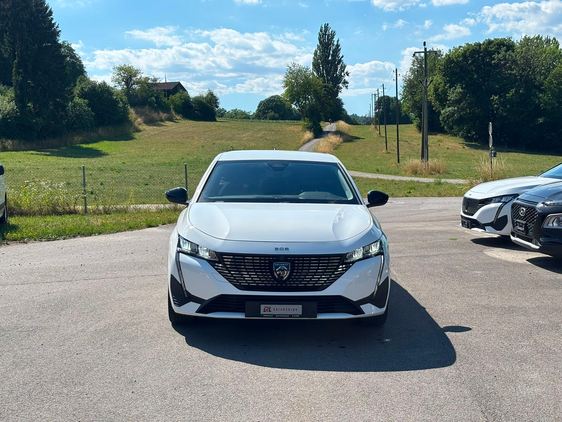 PEUGEOT 308 SW 1.5 BlueHDI Allure Pack EAT8-image-1