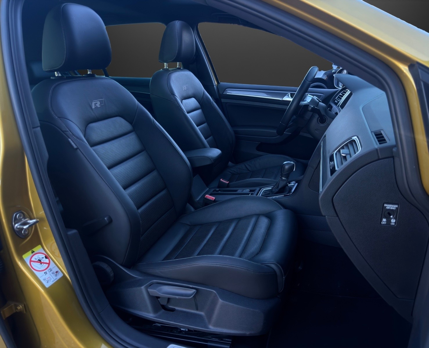 VW Golf VII 1.5 TSI R-Line EVO Highline DSG mit 150 PS-image-8