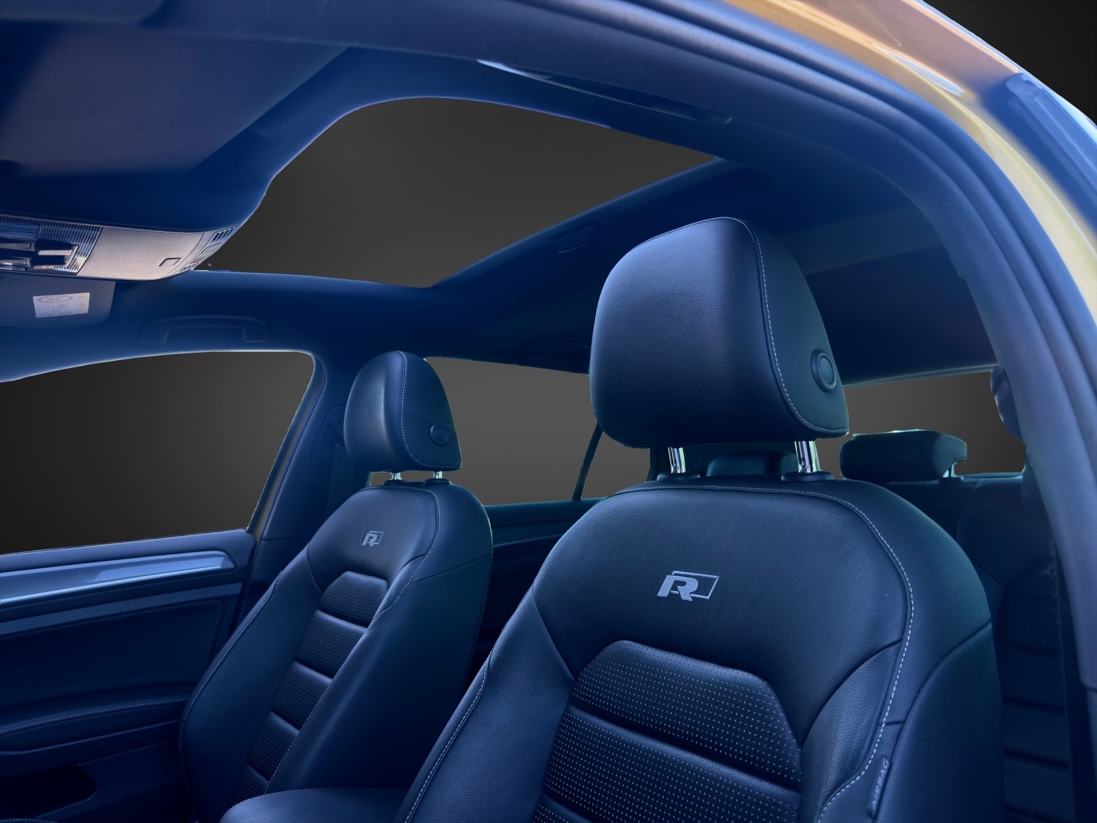 VW Golf VII 1.5 TSI R-Line EVO Highline DSG mit 150 PS-image-14