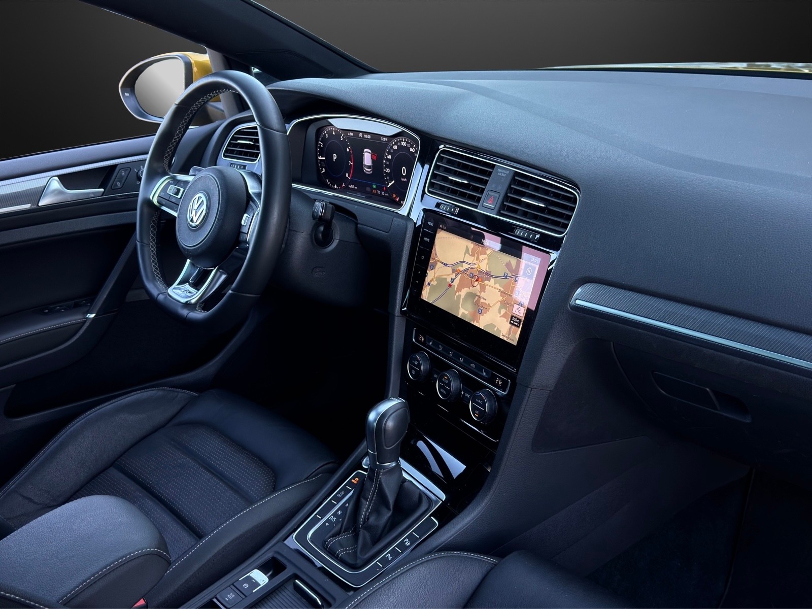VW Golf VII 1.5 TSI R-Line EVO Highline DSG mit 150 PS-image-9