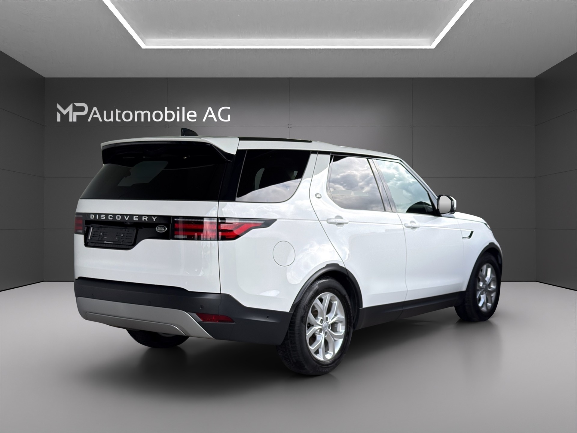 LAND ROVER Discovery 3.0D I6 250 AWD Automatic-image-16