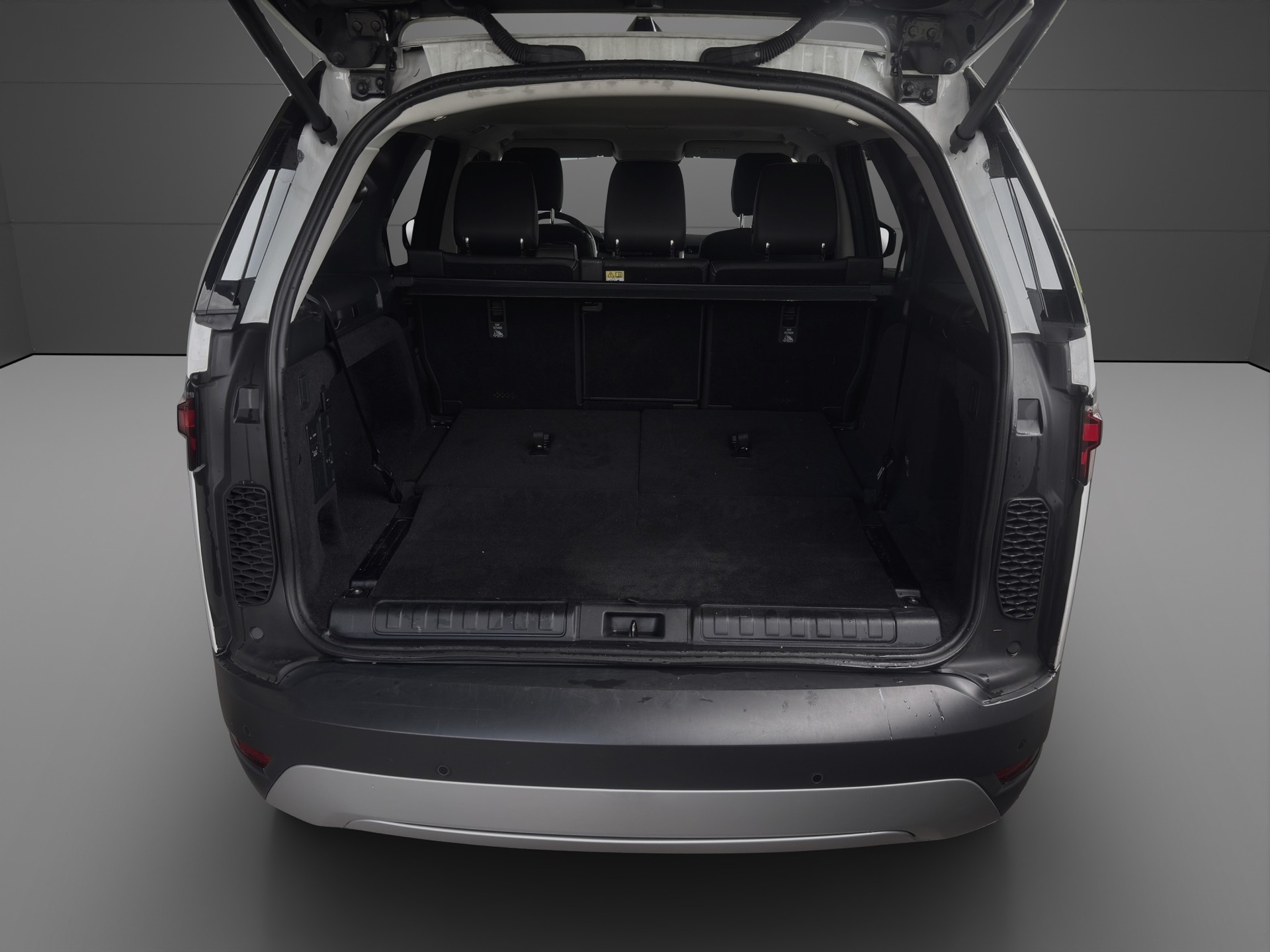 LAND ROVER Discovery 3.0D I6 250 AWD Automatic-image-3