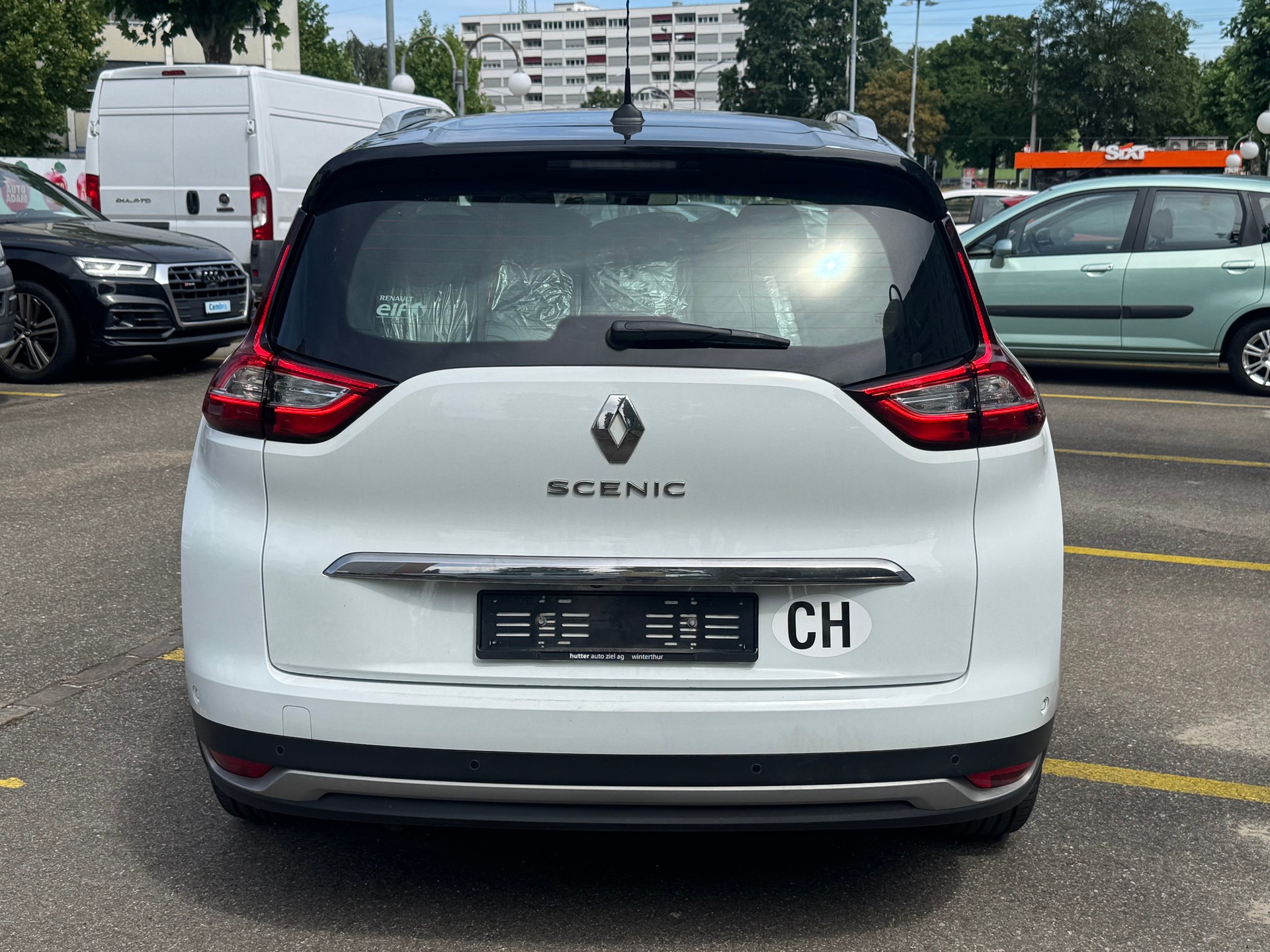 RENAULT Grand Scénic 1.3 16V Turbo Initiale Paris EDC-image-3