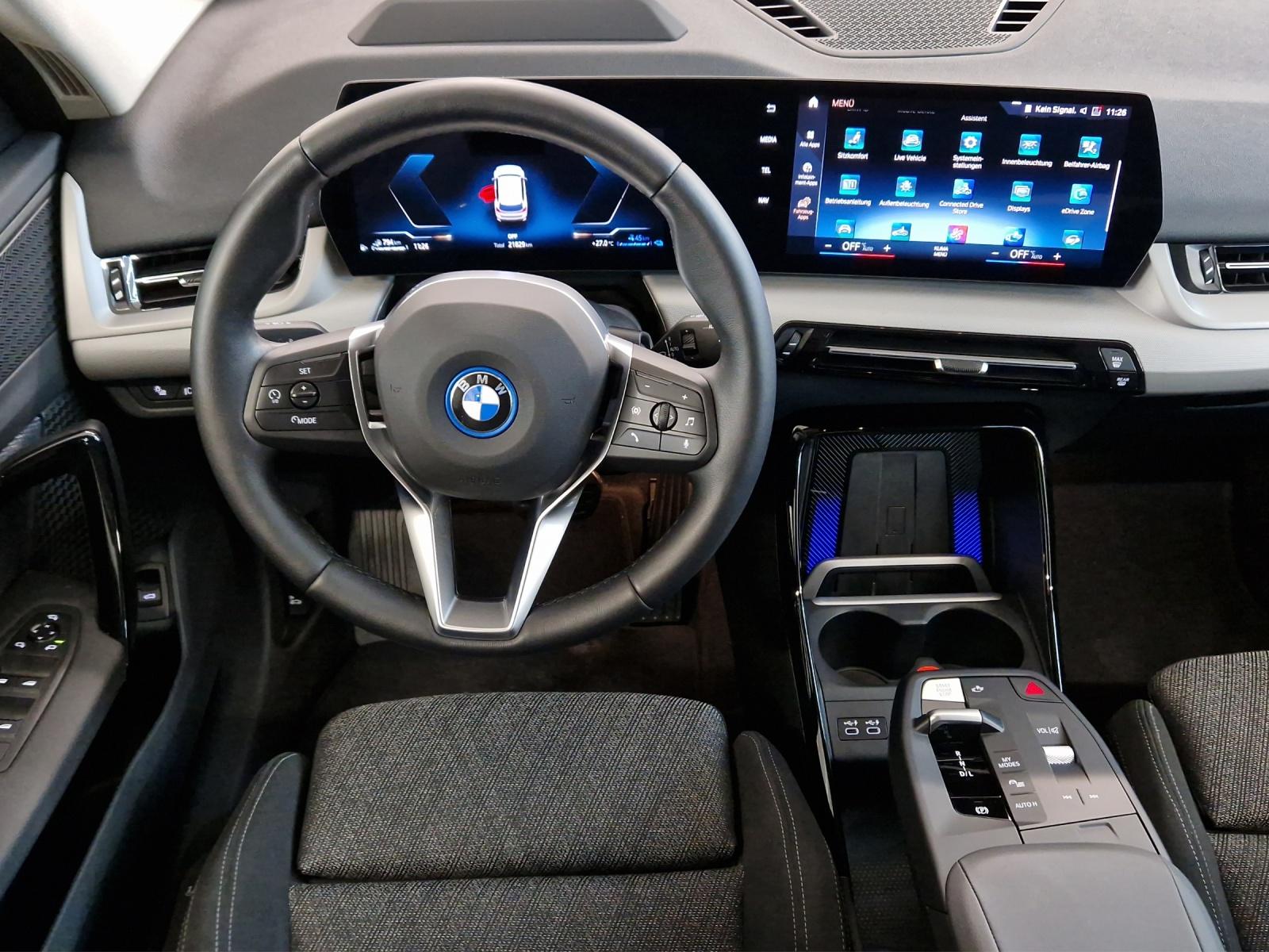 BMW X1 xDrive30e Steptronic-image-10