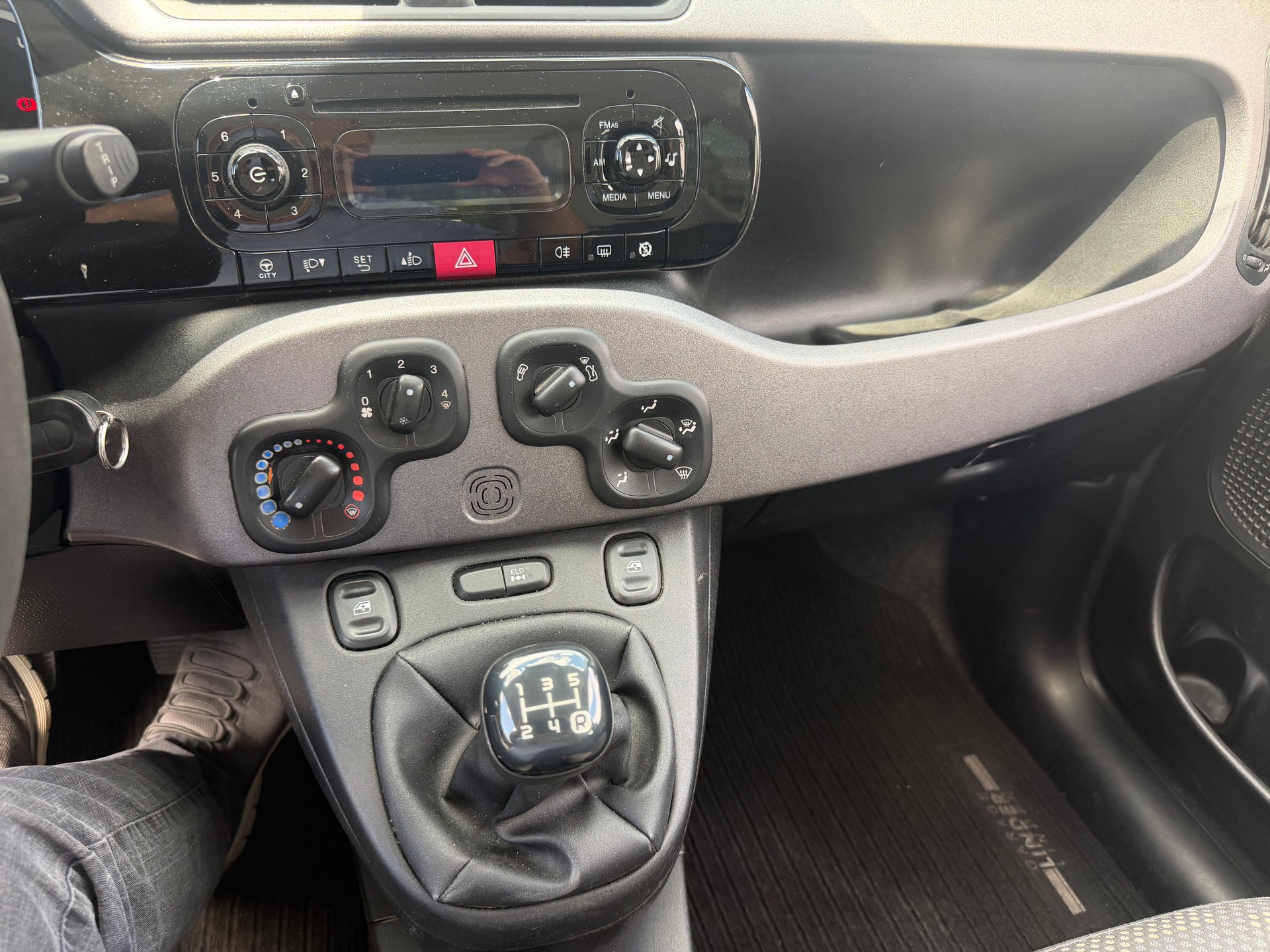 FIAT Panda 1.3 MJ Climbing 4x4-image-8